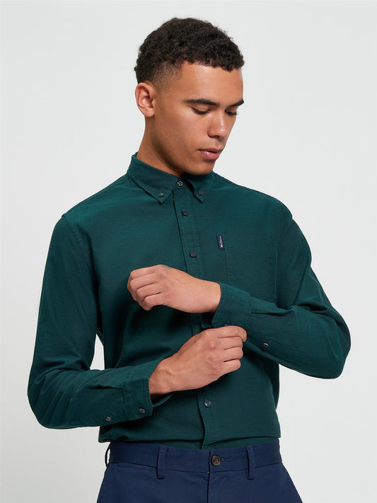Long Sleeve Signature Oxford Shirt in Dark Green