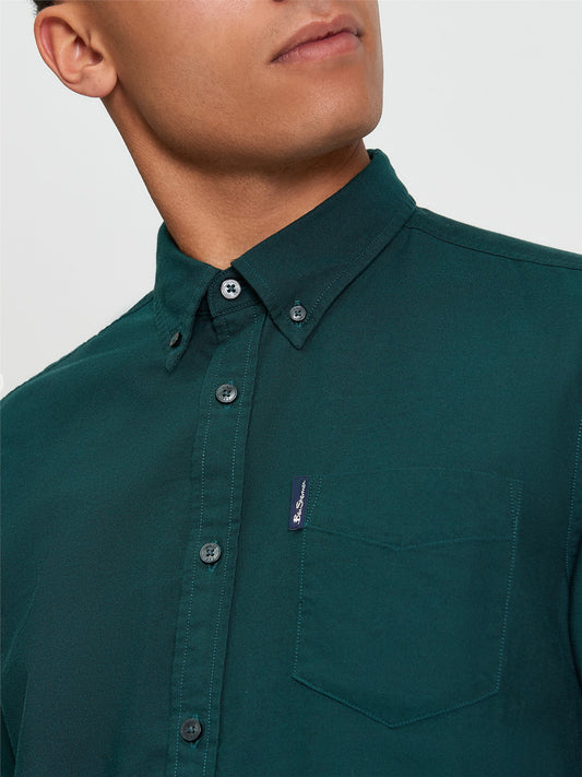 Long Sleeve Signature Oxford Shirt in Dark Green