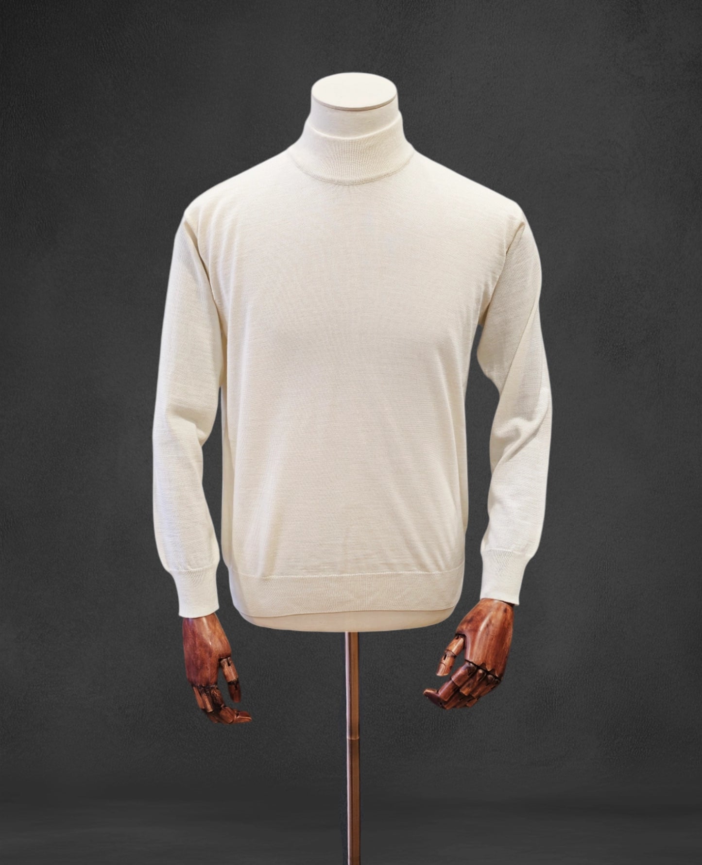 Italian Merino-Blend Turtle Neck Jumper - Ecru
