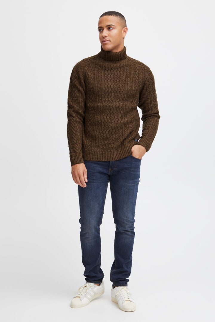 Chunky Cable-Knit Roll Neck - Brown