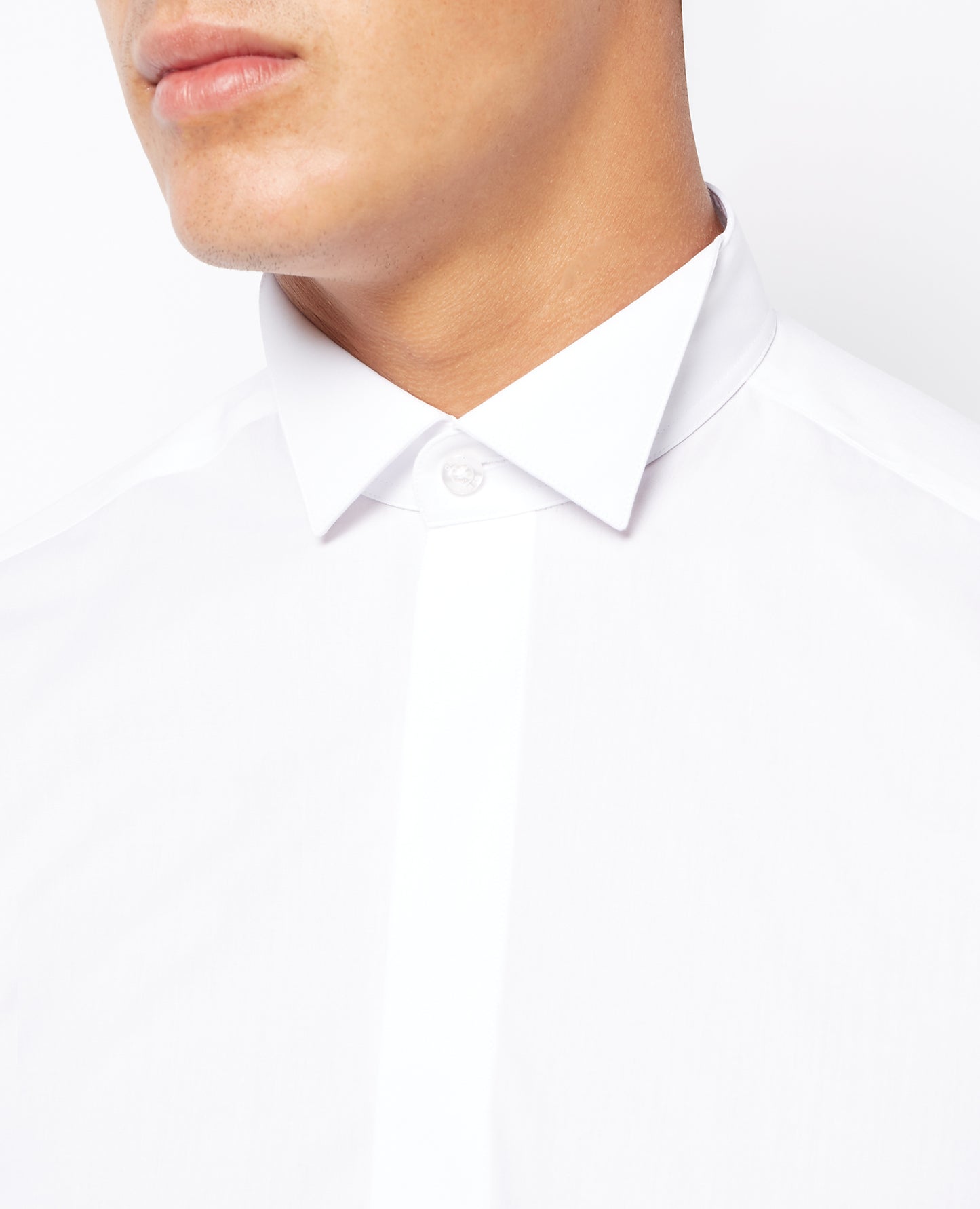 Tapered Fit Wing Collar Double Cuff Shirt - White