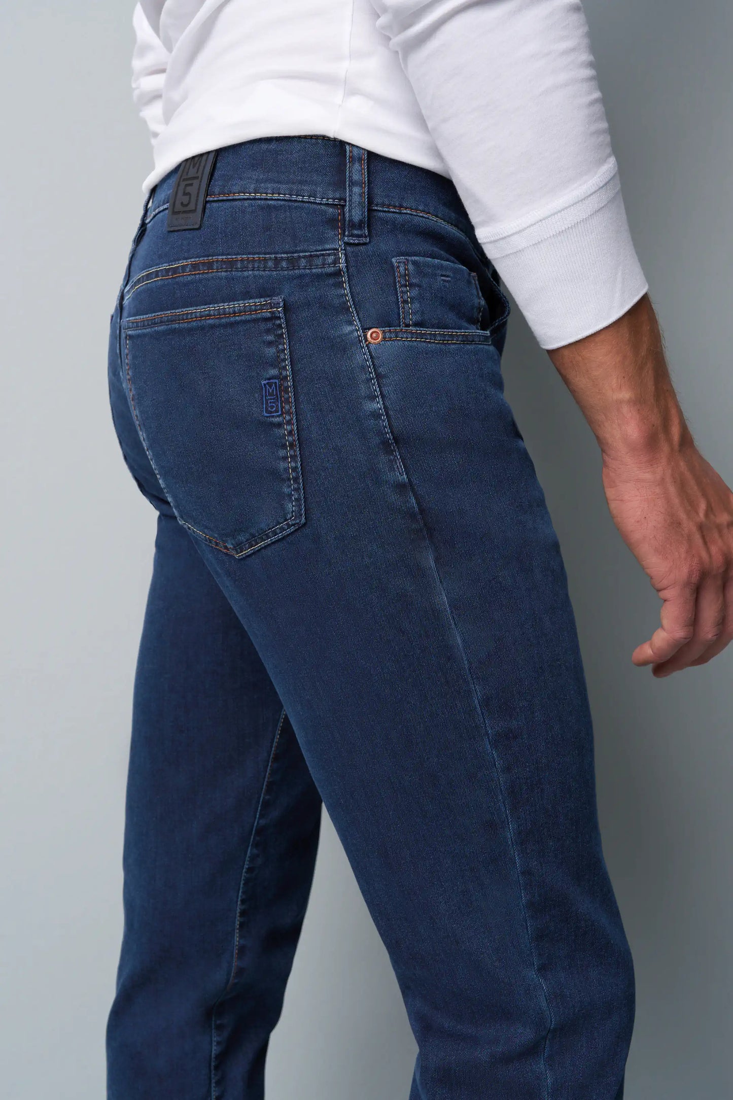 M5 Slim Clean Dark Denim - Rainbow Stitch