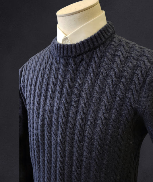 Wool-Rich Cable-Knit Sweater - Navy