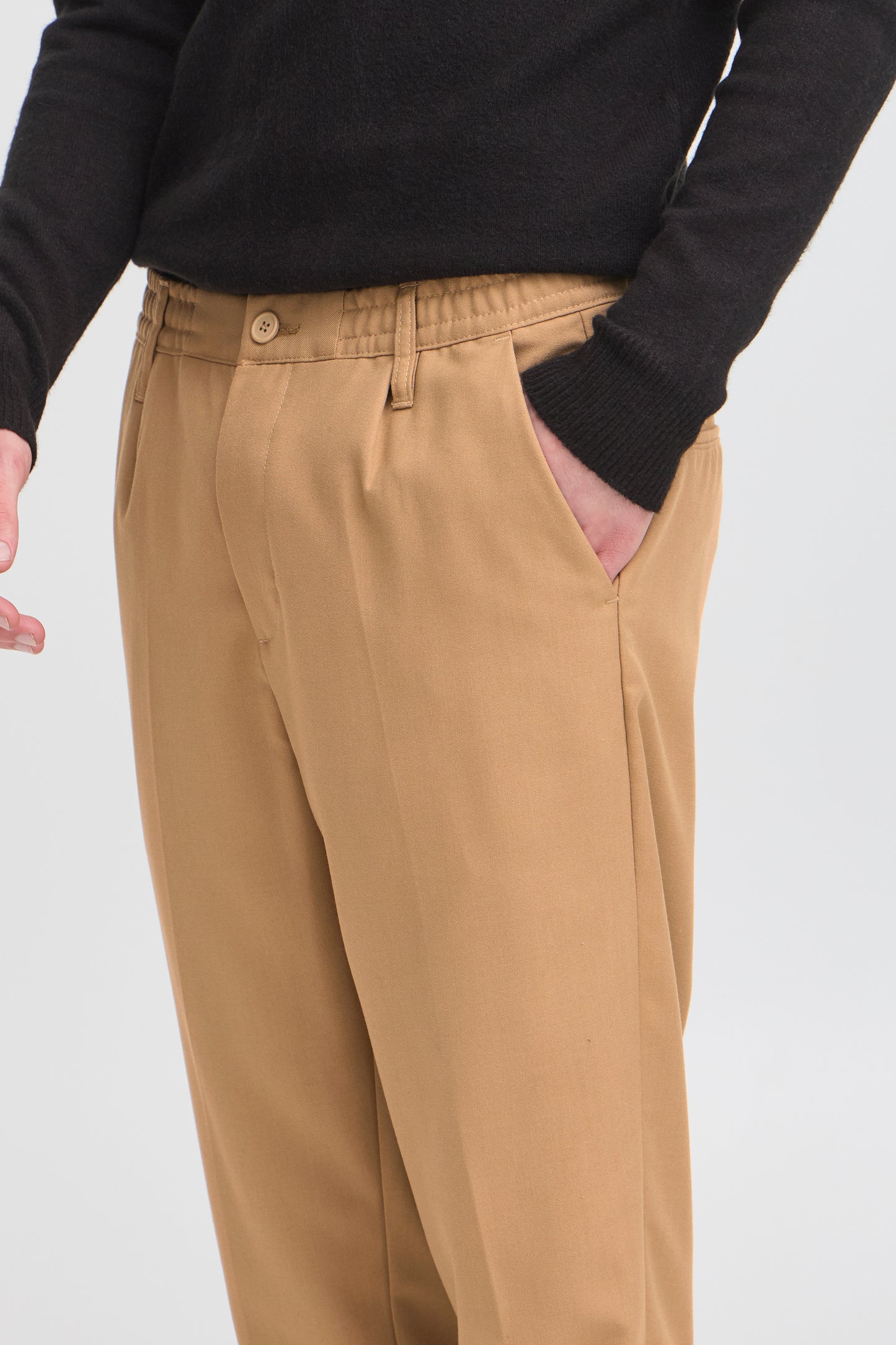 Relaxed Fit Pleated Trousers - Tan
