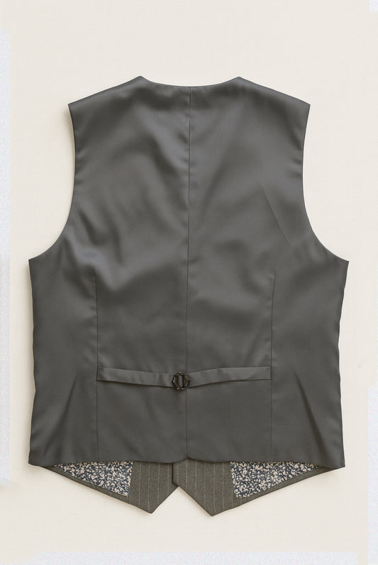 Cassius Dark Grey Pinstripe 3-Piece Suit - Waistcoat