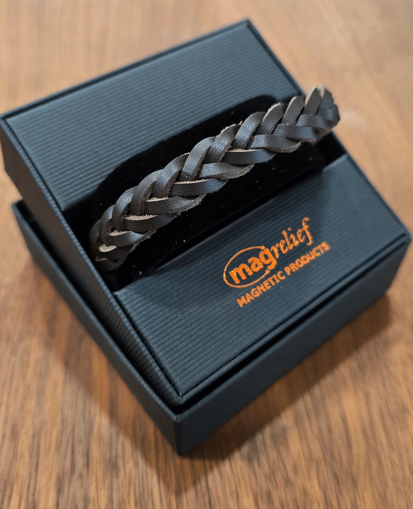 MagRelief - Leather Bracelet - Brown MR022