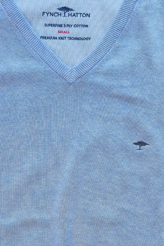 SOFT COTTON SWEATER WITH A V-NECK - Crystal Blue