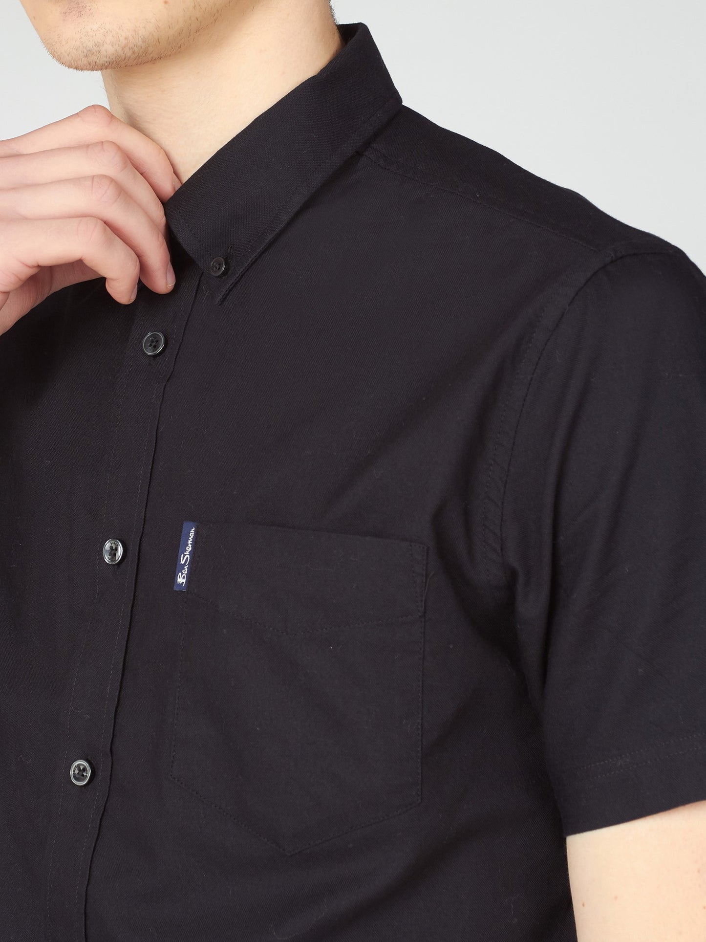Signature Cotton Oxford Short Sleeve Shirt - Barely Black