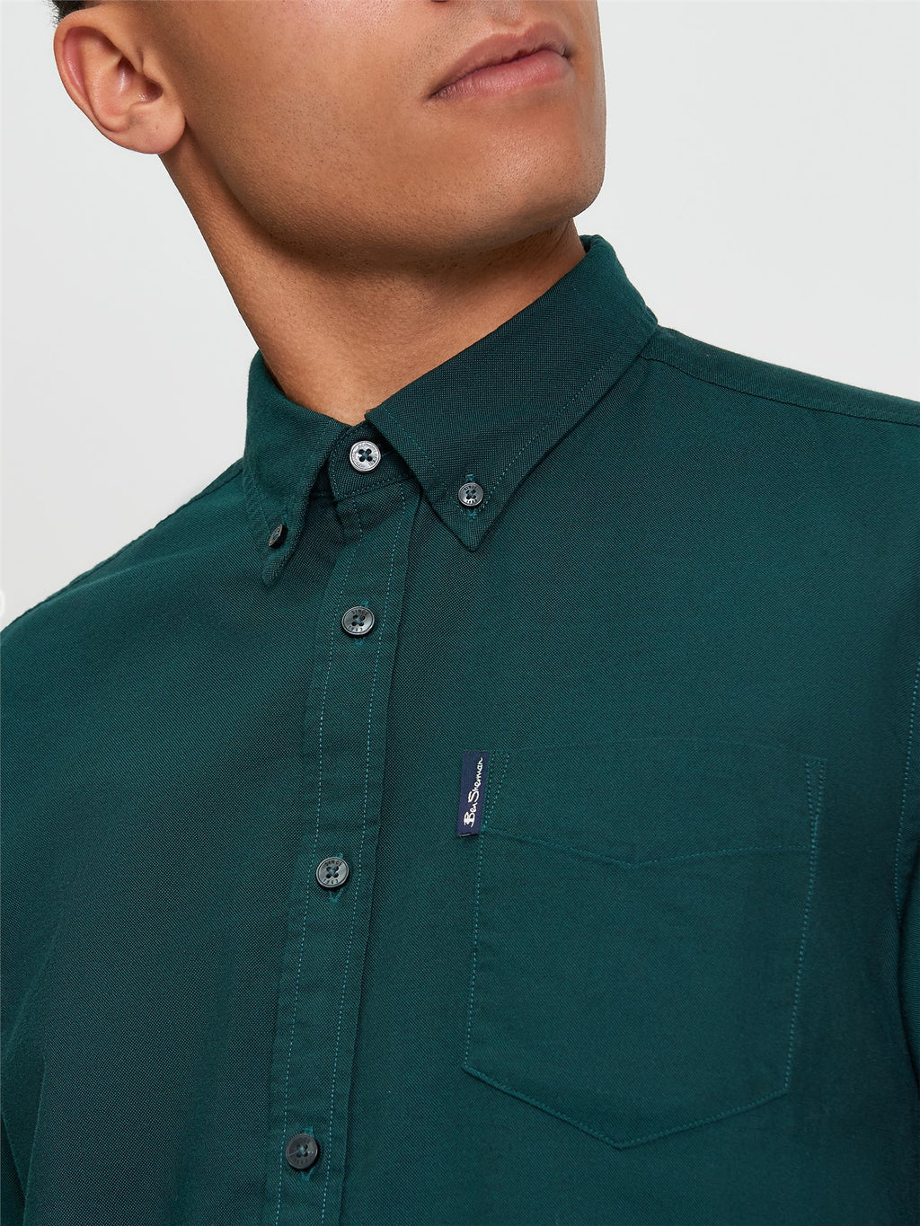 Long Sleeve Signature Oxford Shirt in Dark Green