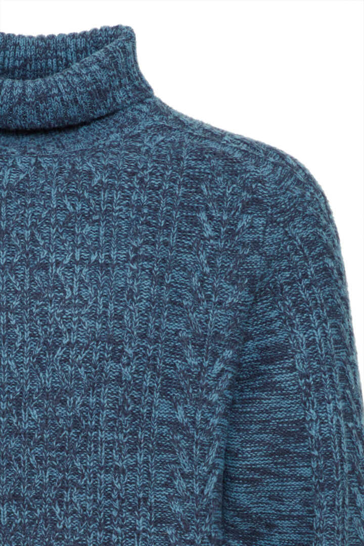 Chunky Cable-Knit Roll Neck - Blue