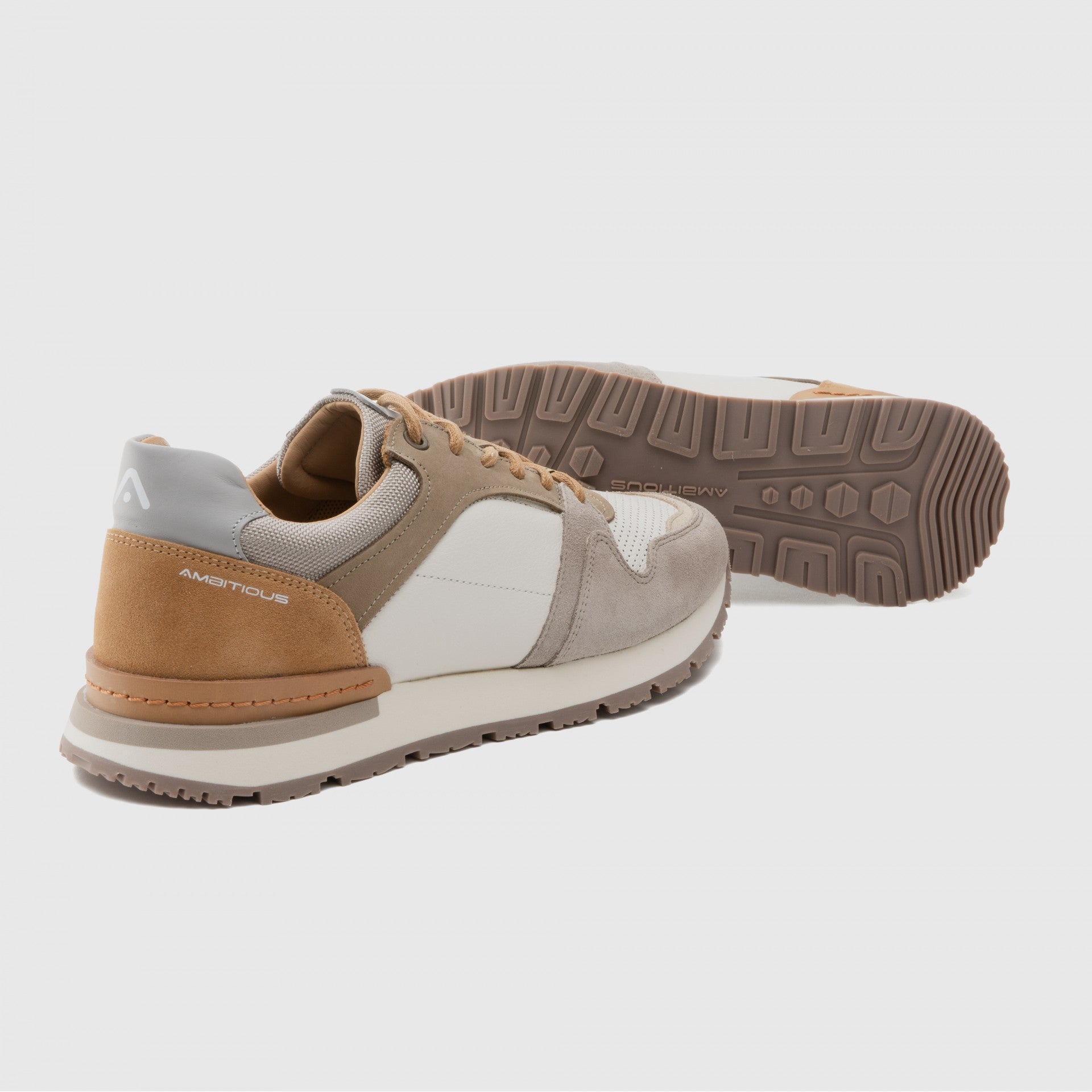 VINCE Classic Runner - White