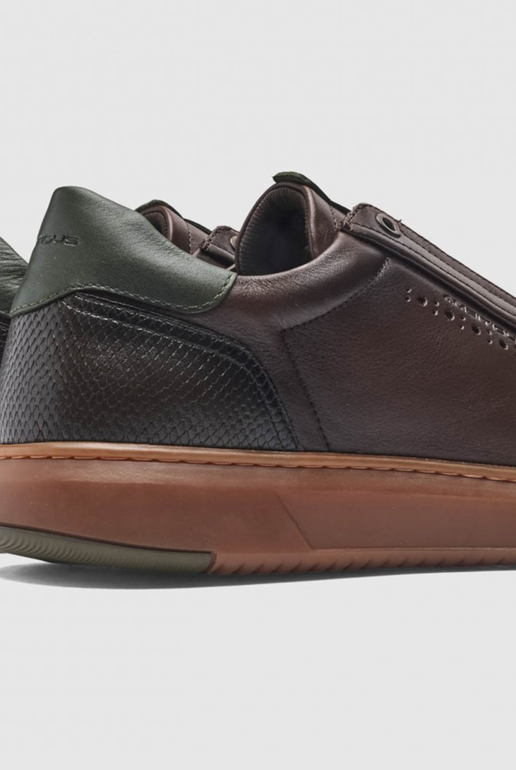 AFTIK Slip-On Comfort Sneaker - Brown