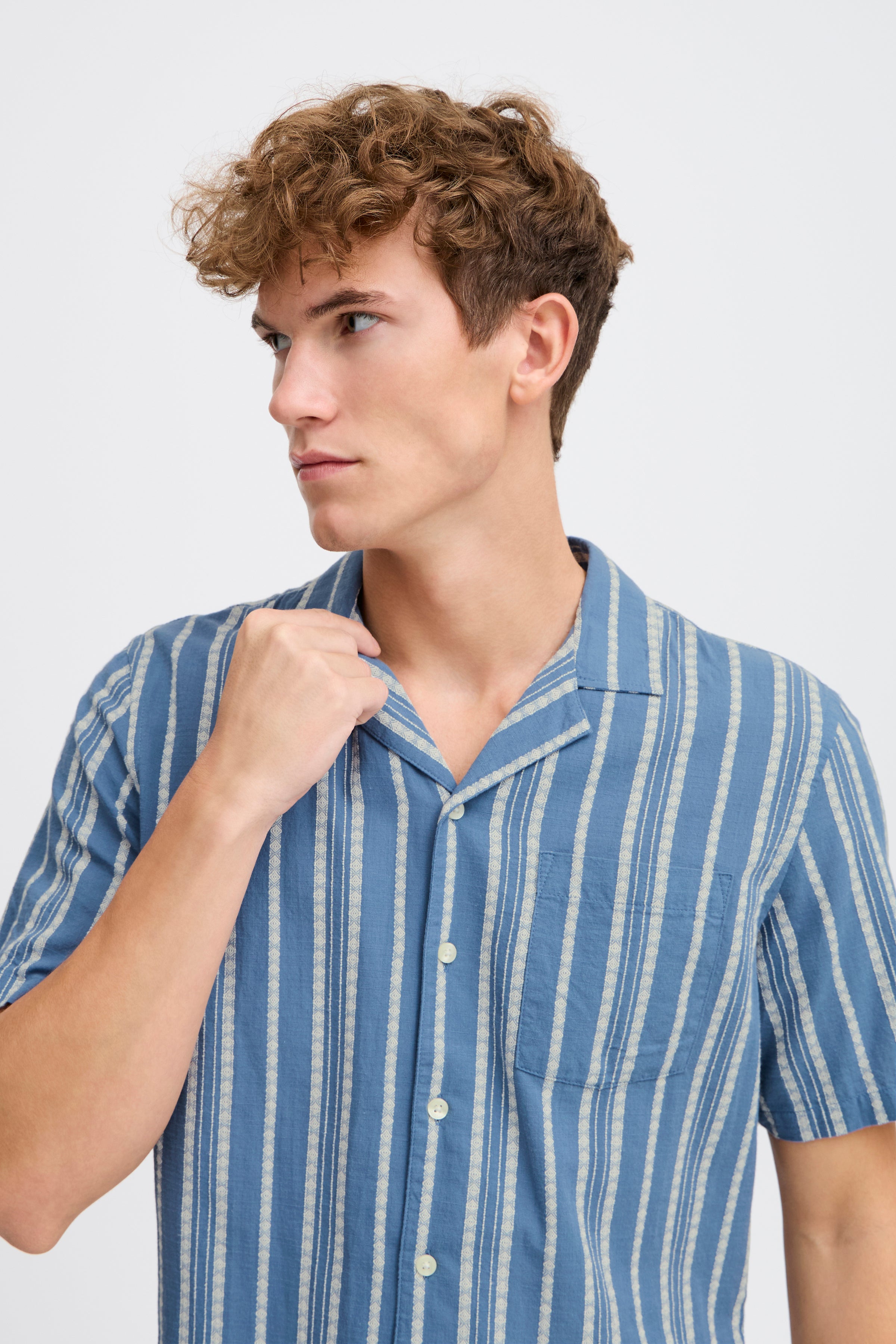 CFMILTON Short Sleeve Stripe Shirt - Blue