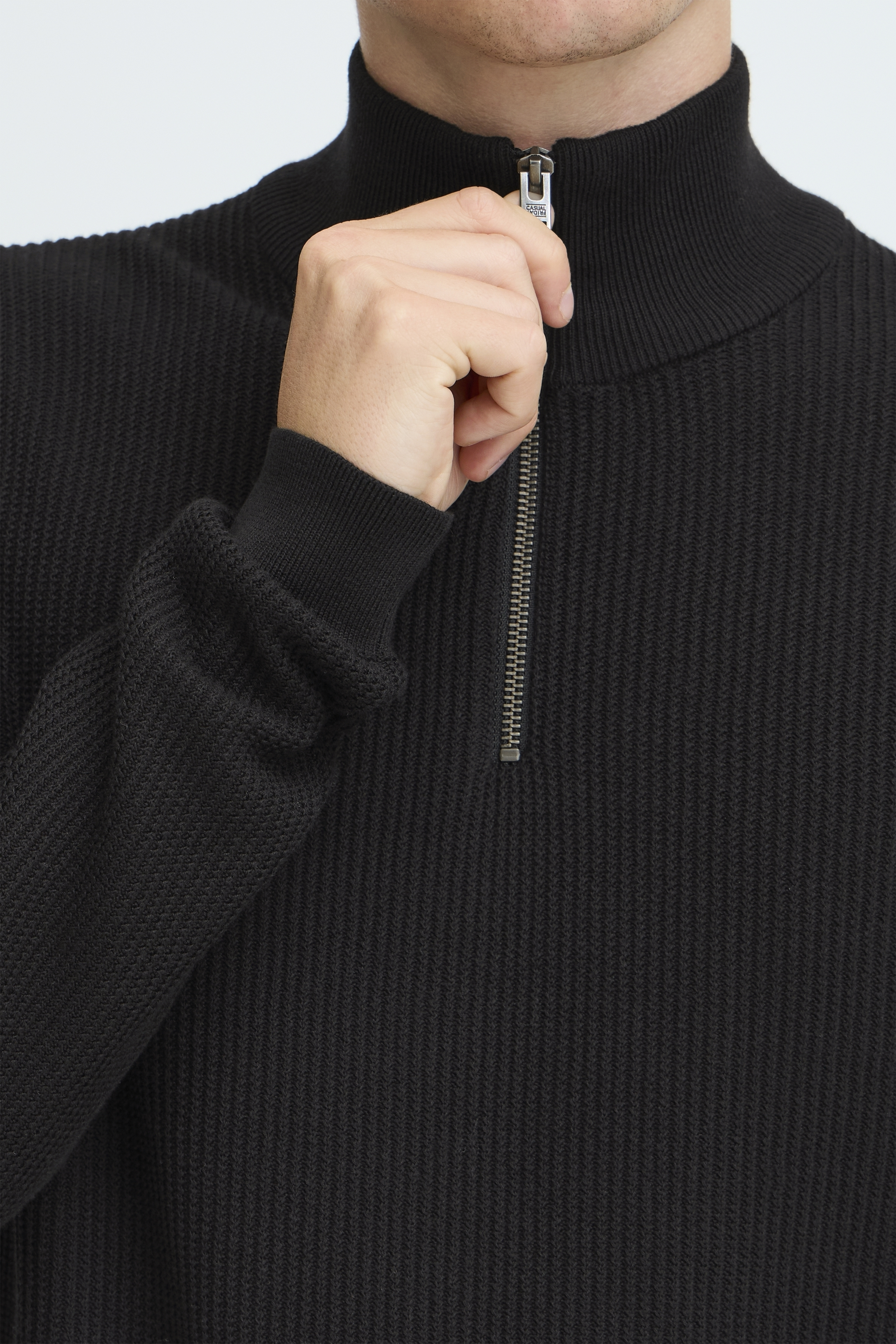 Cotton Ribbed Texture Quarter Zip Sweater - Black