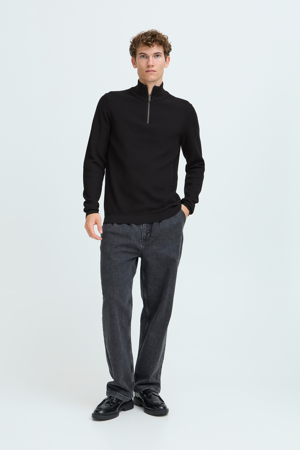 Cotton Ribbed Texture Quarter Zip Sweater - Black