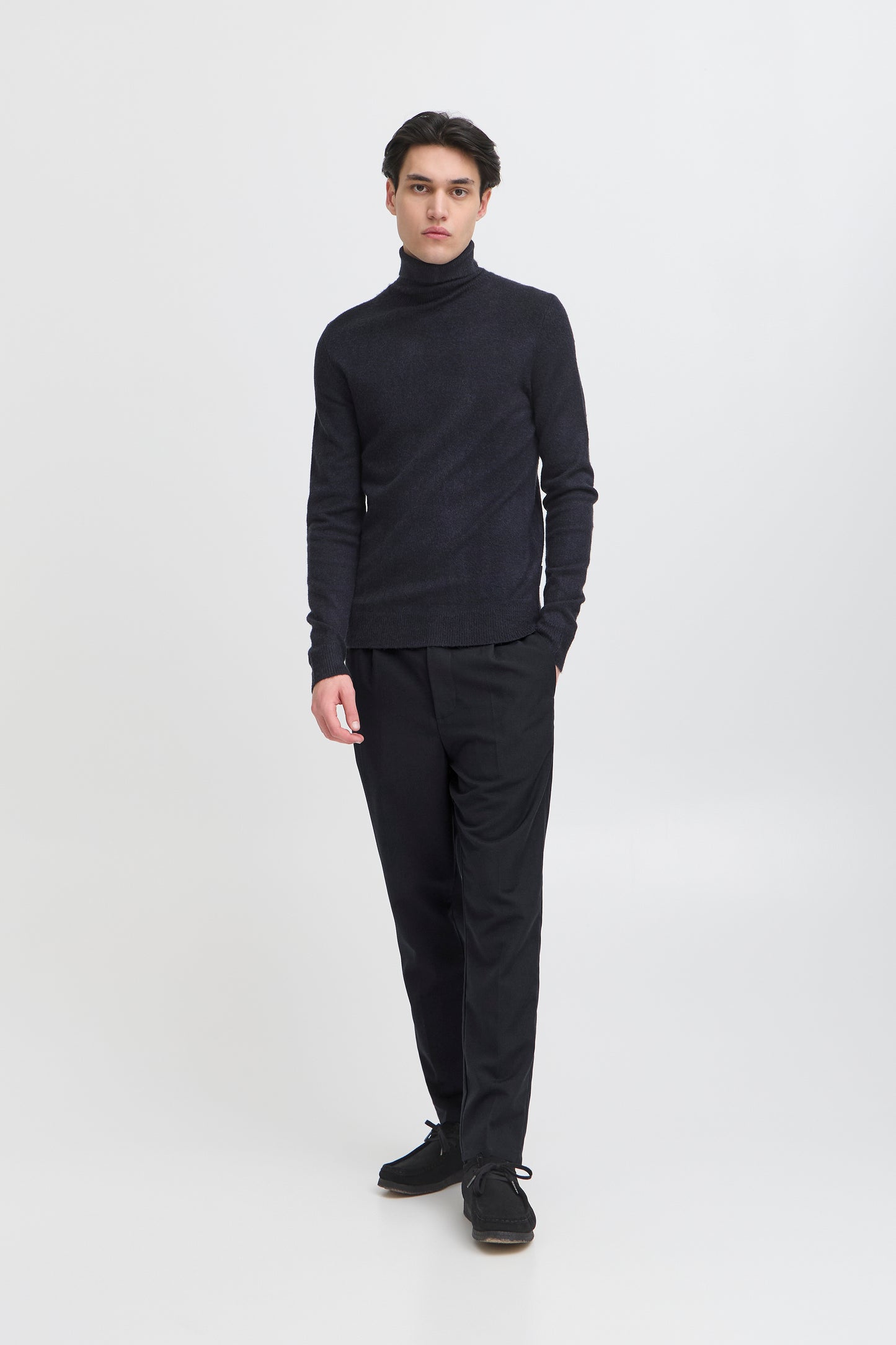 Relaxed Fit Pleated Trousers - Navy