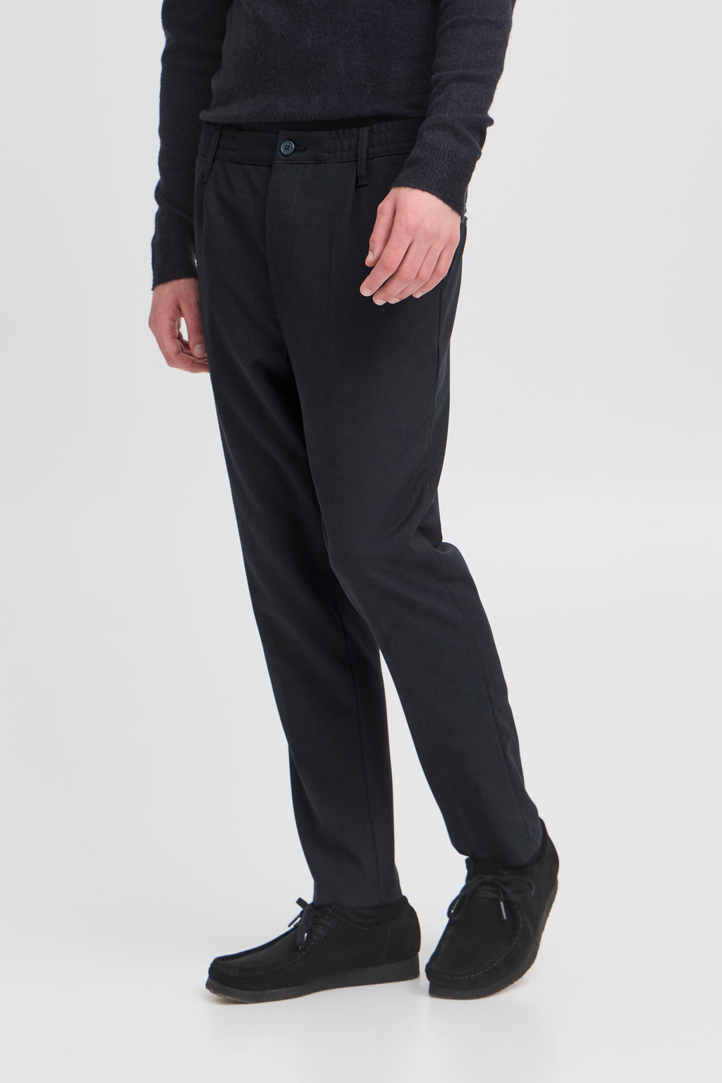 Relaxed Fit Pleated Trousers - Navy
