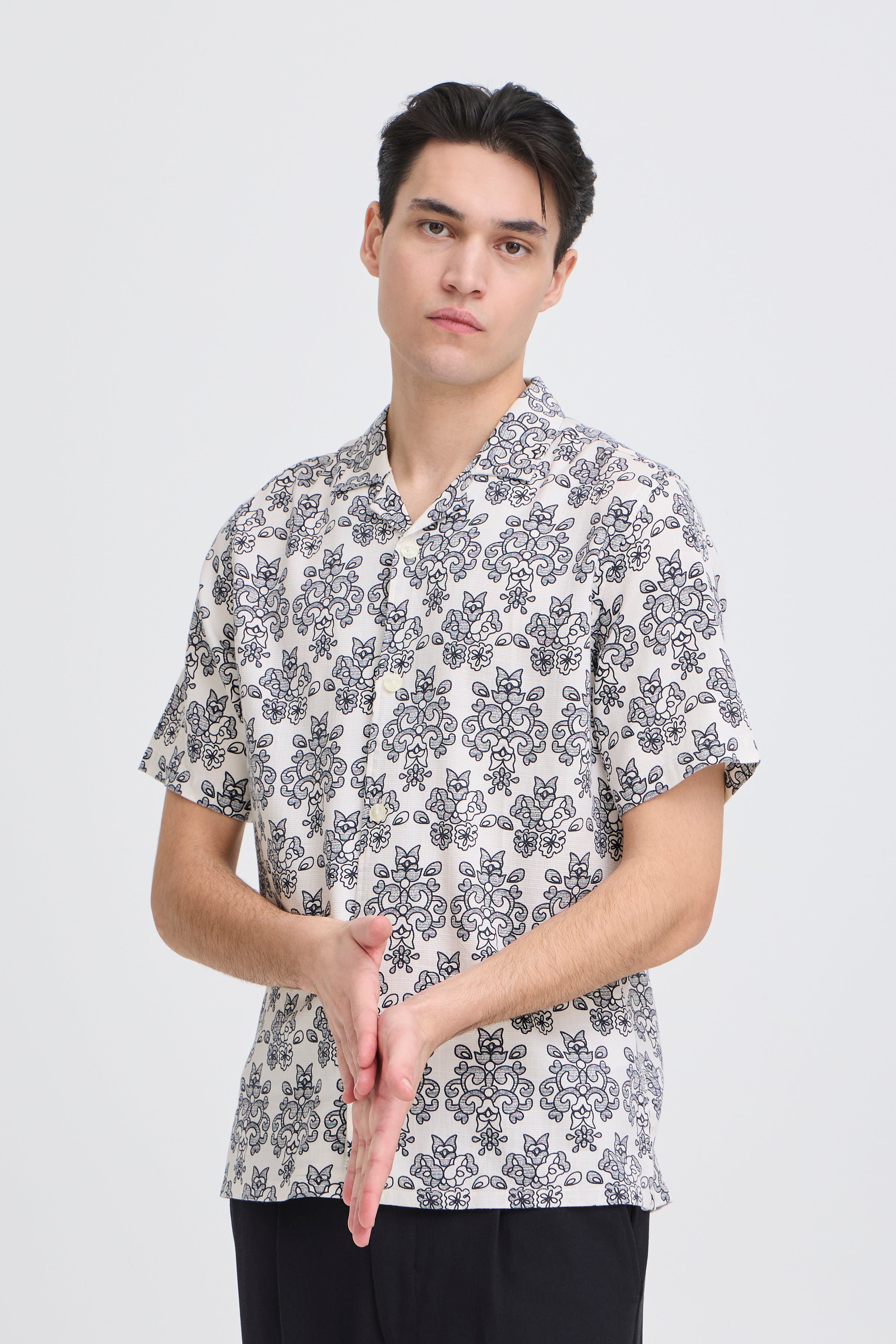 Ornamental Damask Short Sleeve Shirt - White