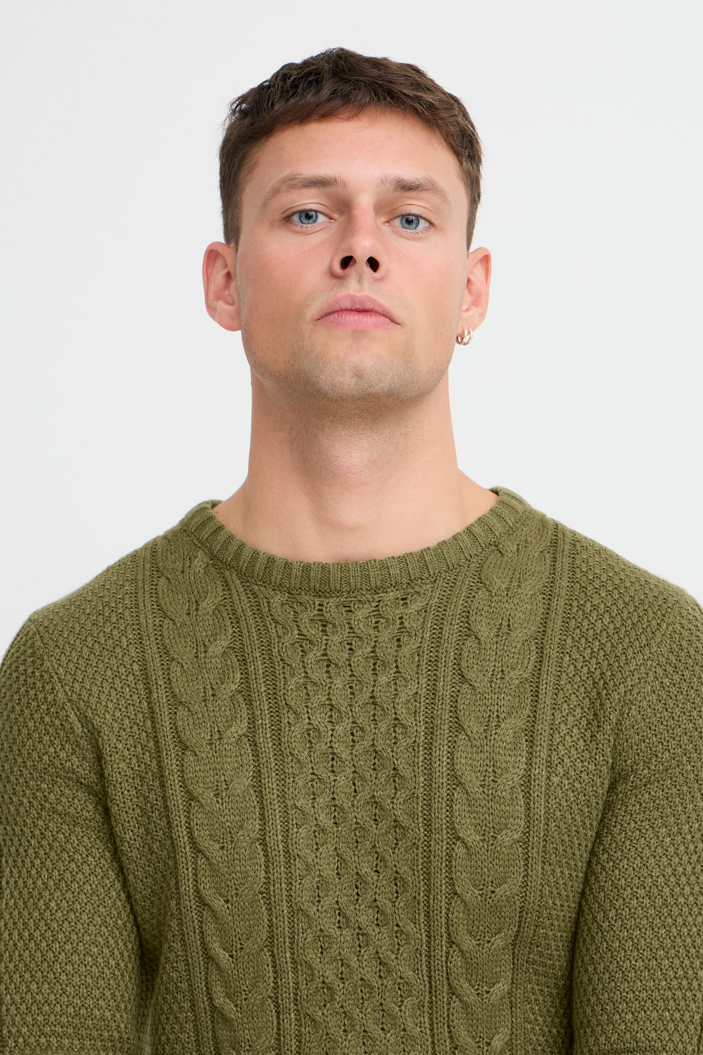 Cotton-Blend Cable-Knit Sweater - OIive