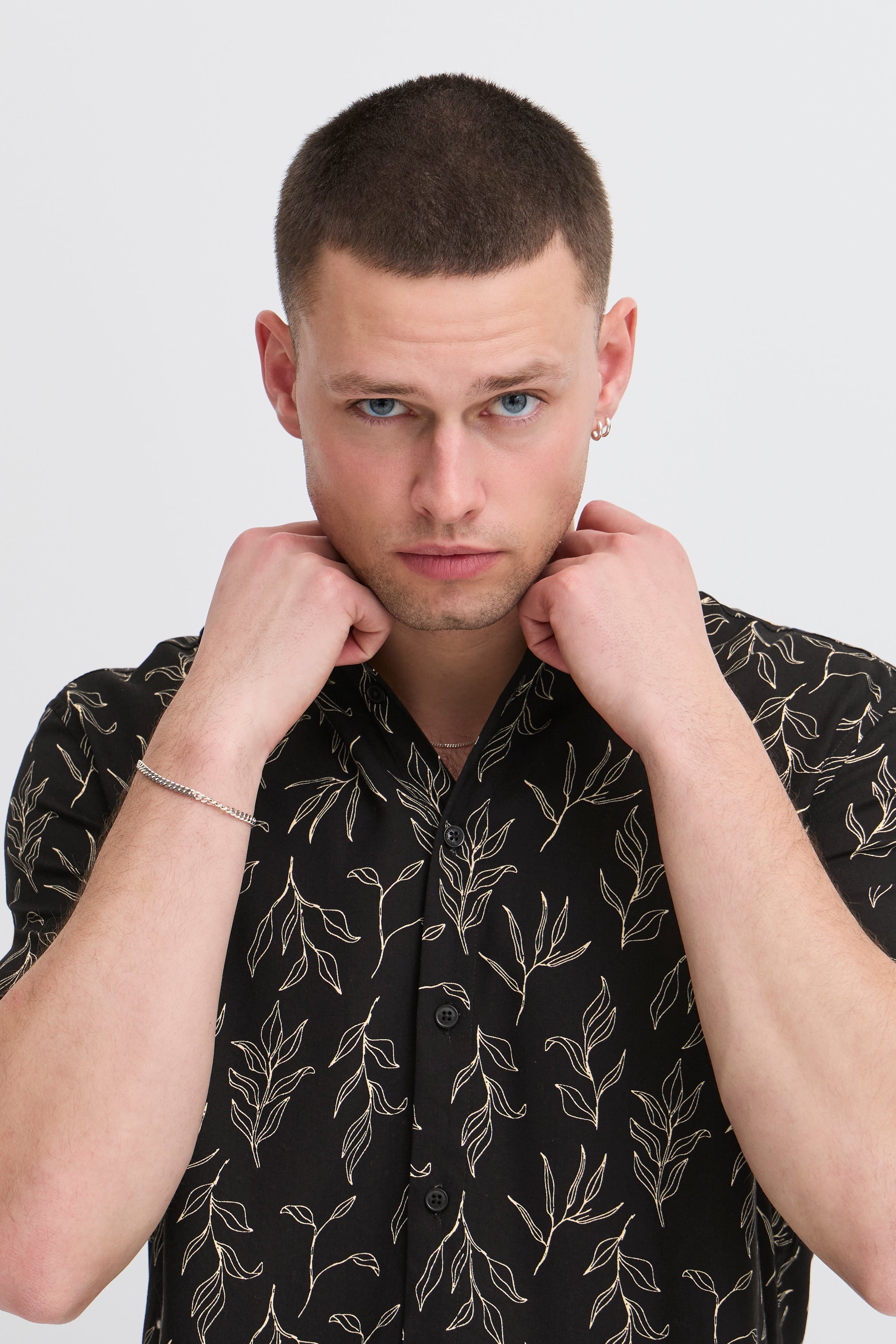 BHACE Super Soft Light-Weight Shirt - Black