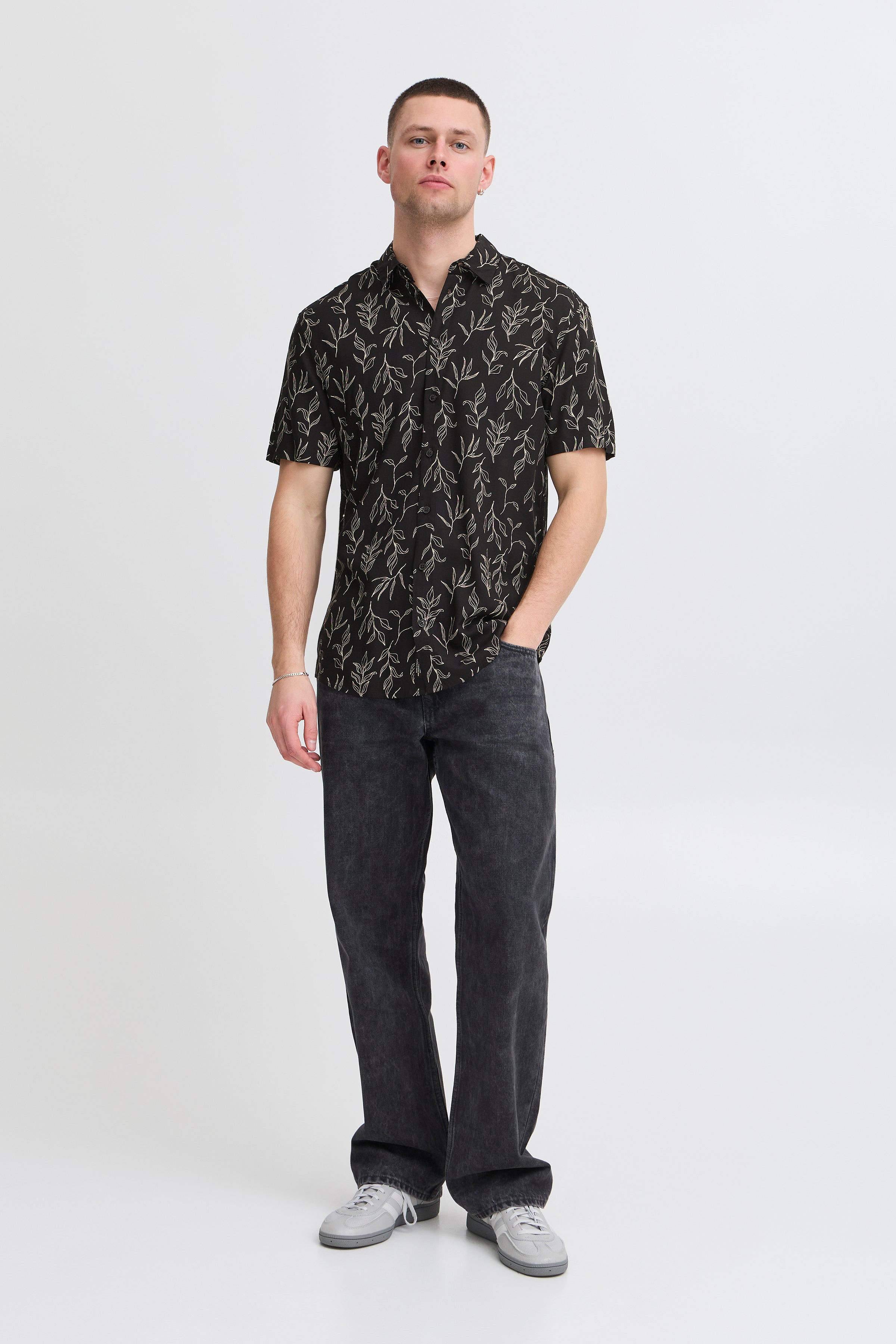 BHACE Super Soft Light-Weight Shirt - Black