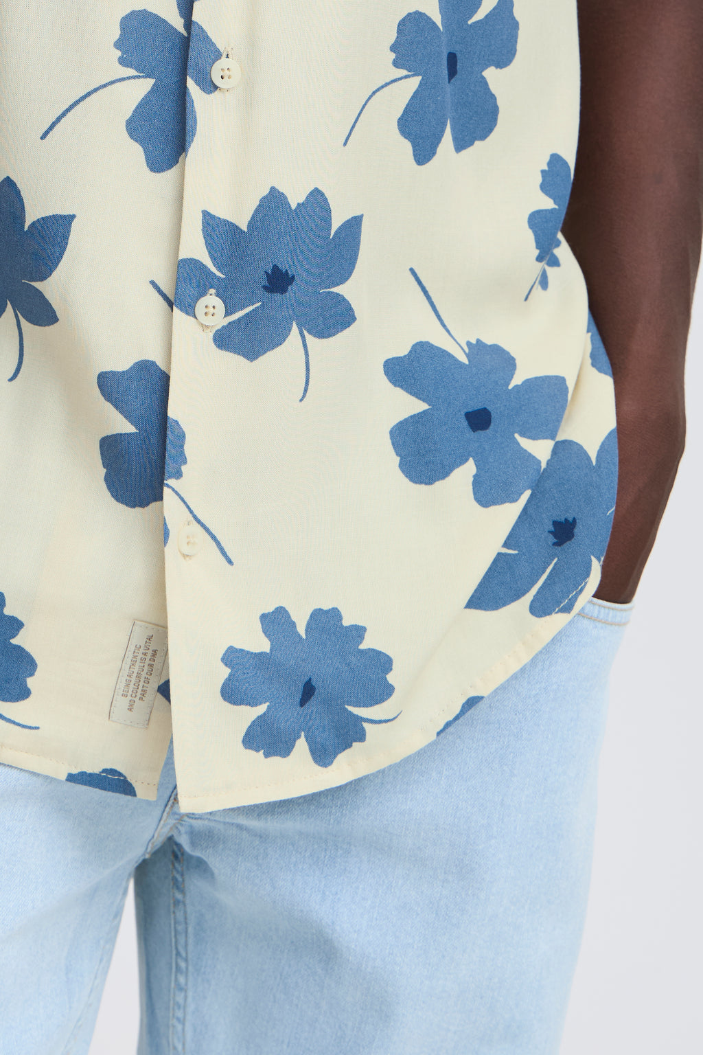 BHADAN Light-Weight Hawaiian Shirt - Sand