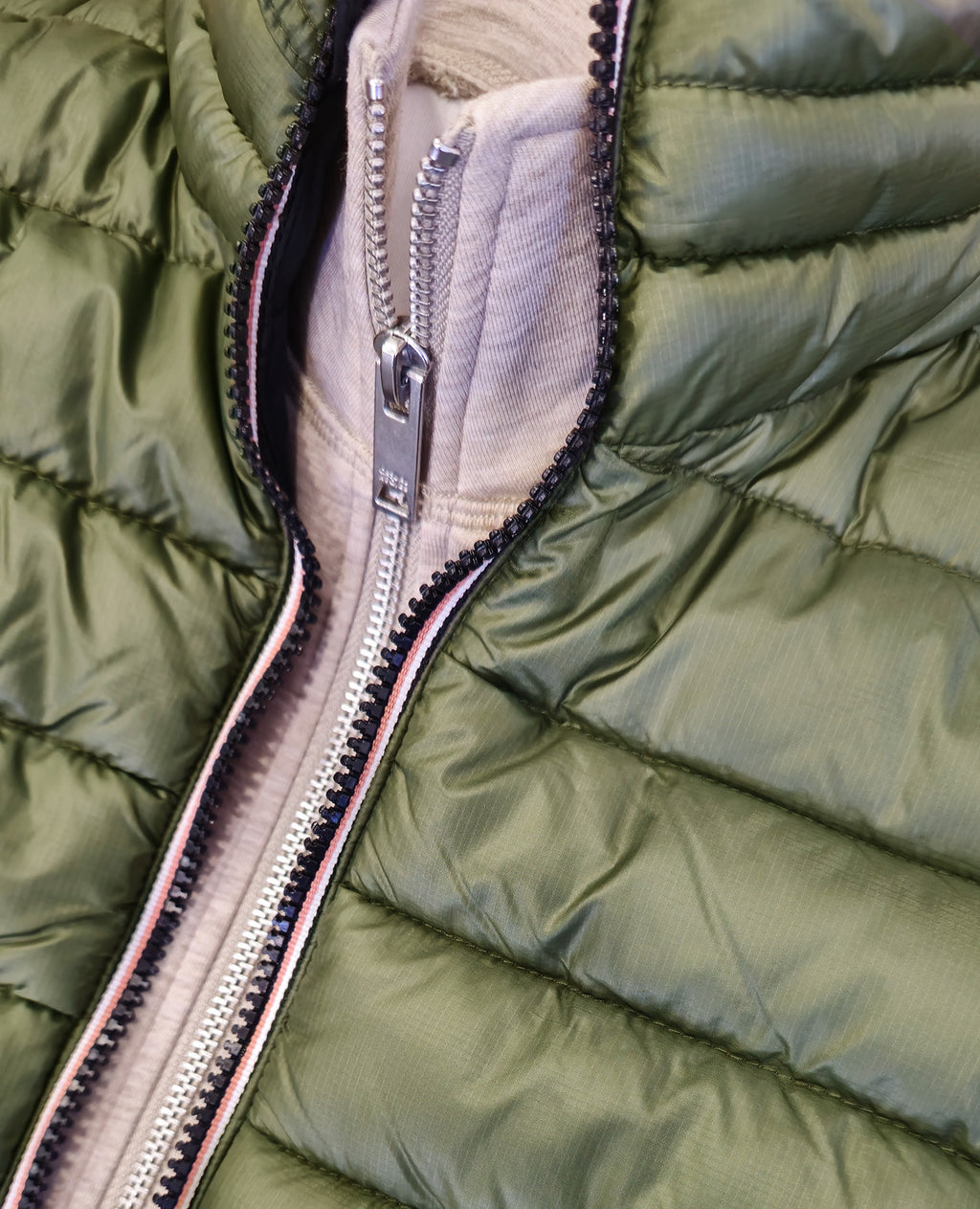 Reversible Puffer Gilet - Olive Green / Black
