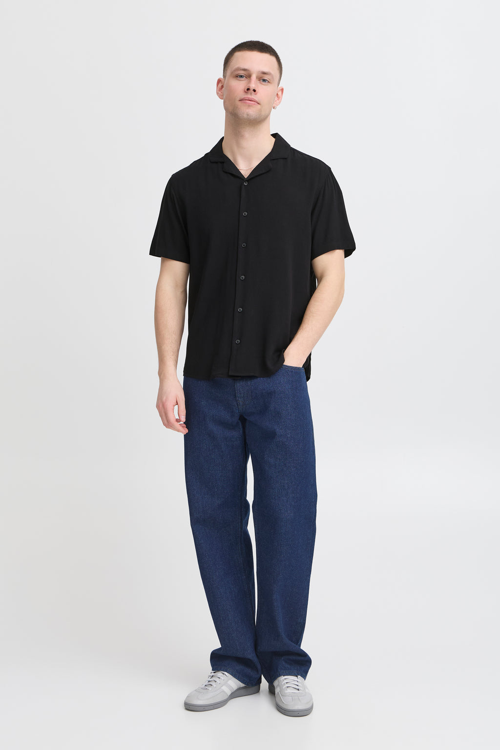 BHAURAN Cuban Collar Short Sleeve Shirt - Black