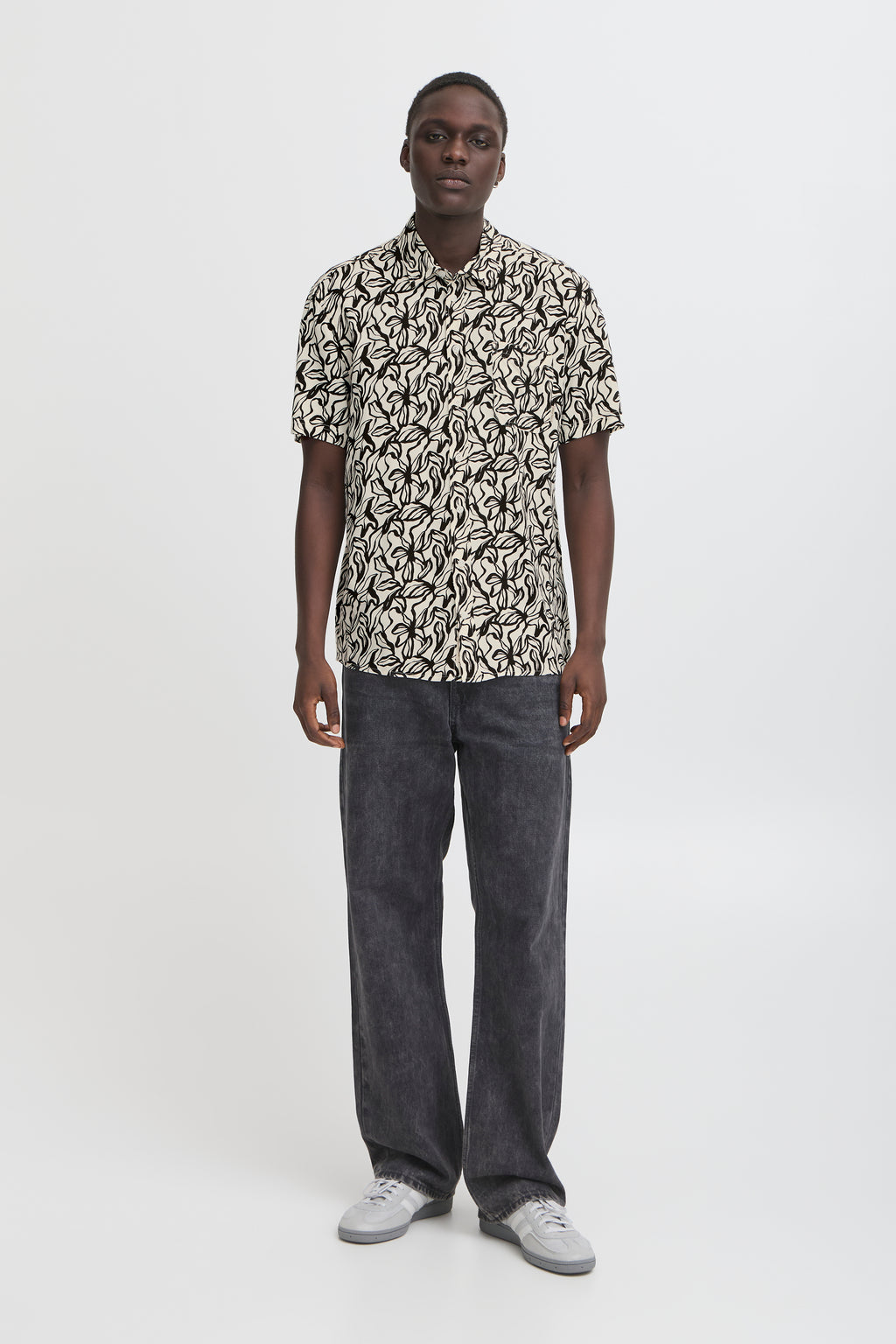 BHAVIAN Floral Shirt - Black