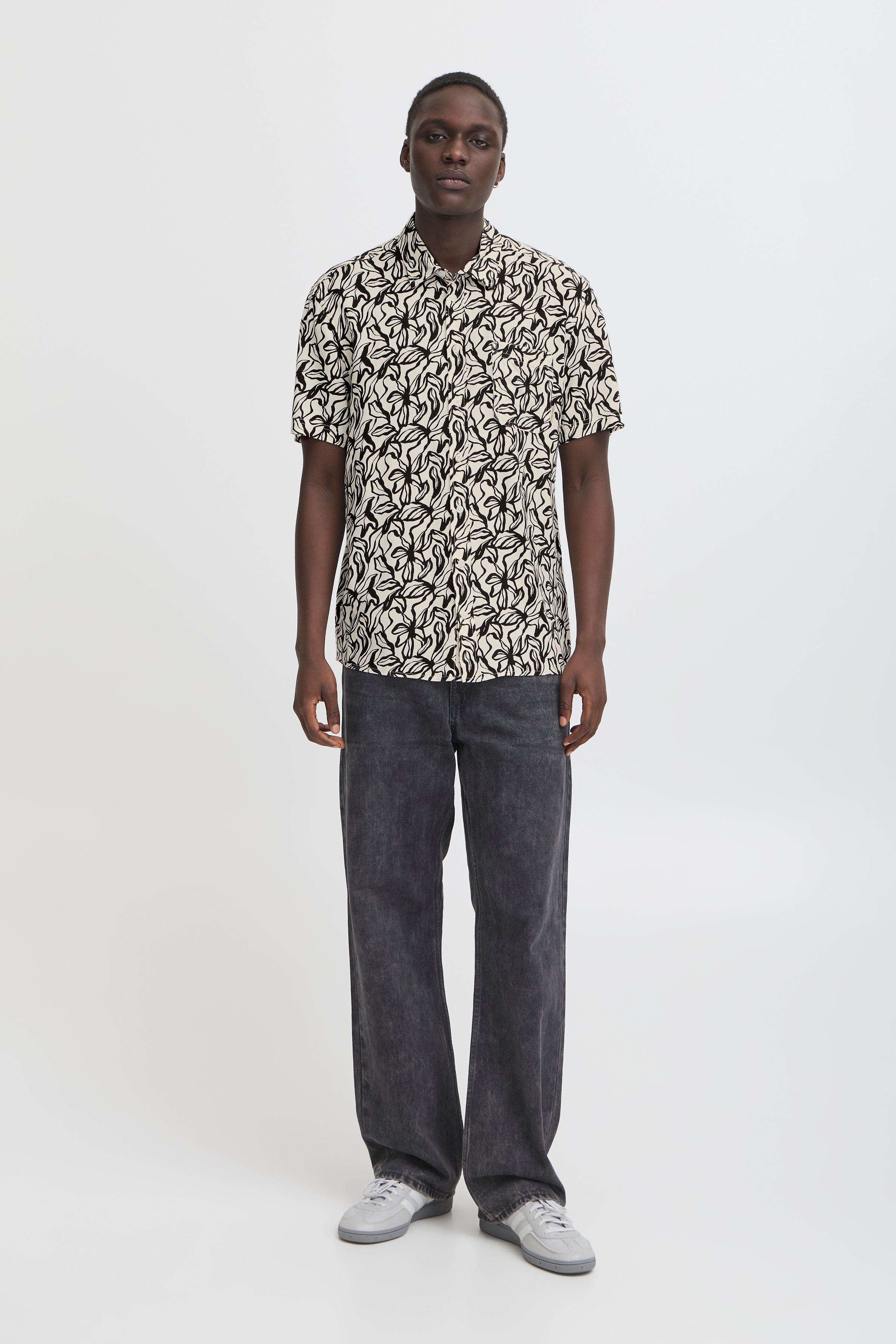 BHAVIAN Floral Shirt - Black