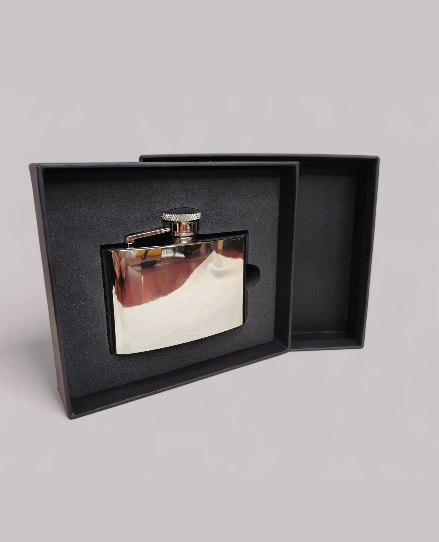 4oz Chrome Hip Flask Gift Set