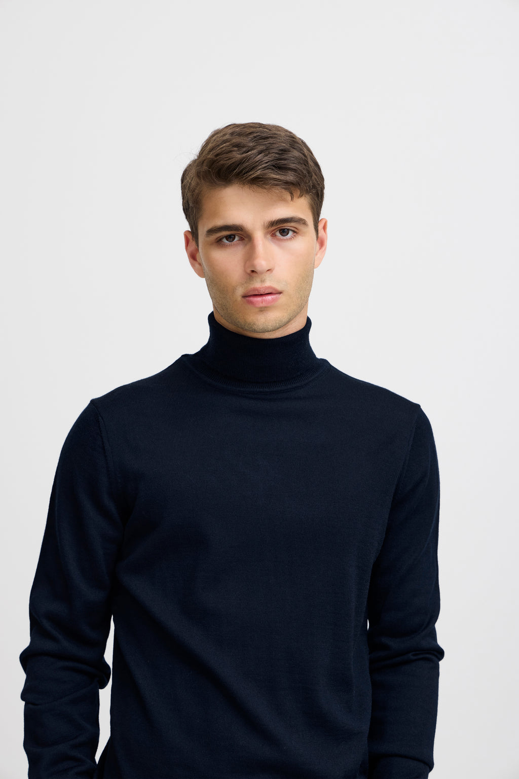 Wool-Blend Super-Fine Knitted Roll-Neck - Navy