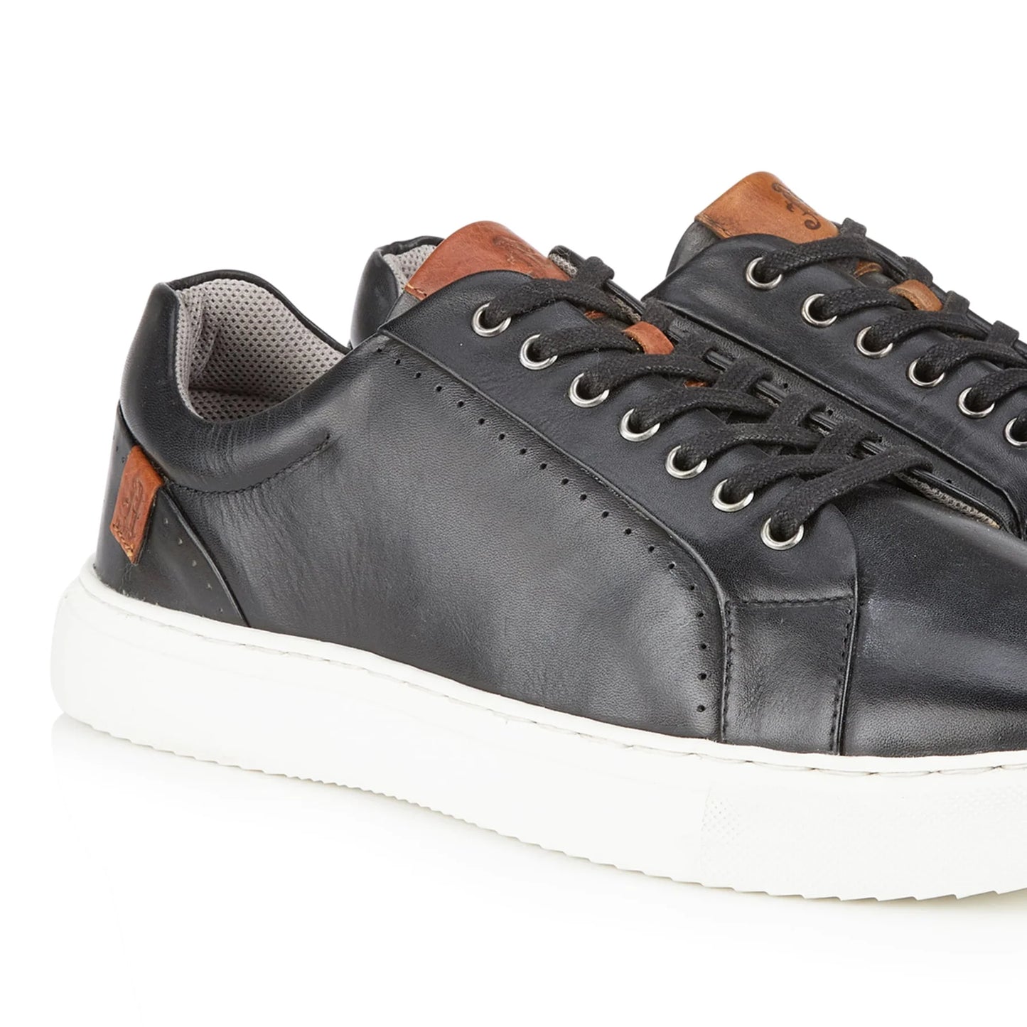 Cavan Leather Trainer - Black