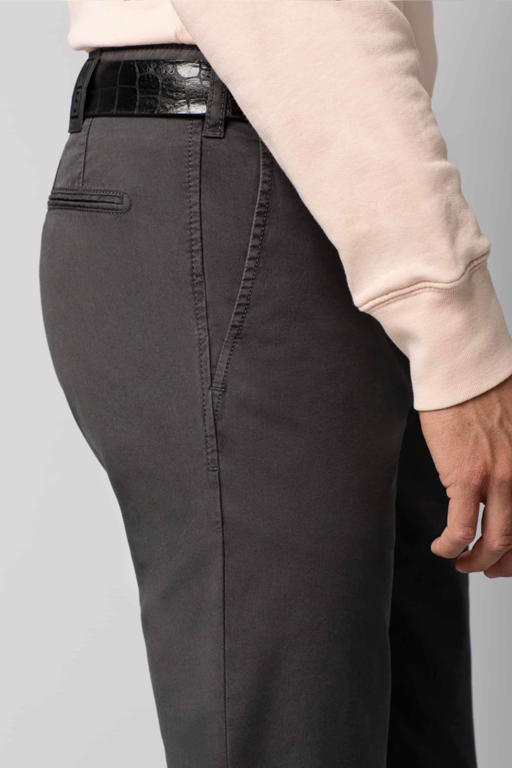 M5 Stretch Cotton Chino - Charcoal