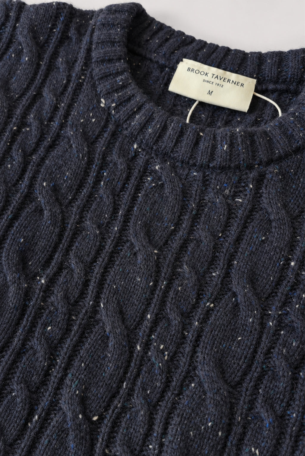 Lamb's Wool-Blend Cable Knit Allerford Jumper - Navy