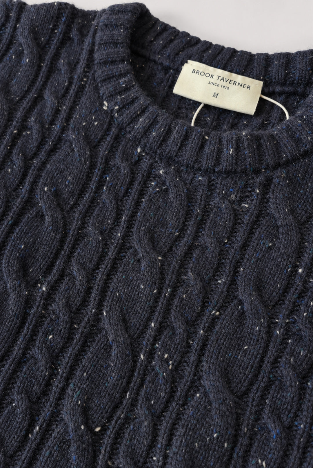 Lamb's Wool-Blend Cable Knit Allerford Jumper - Navy