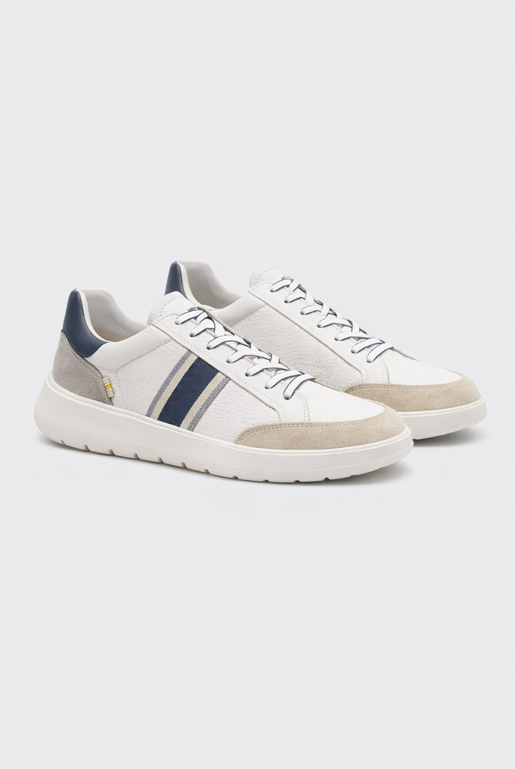Hover Comfort Sneaker - White | Navy