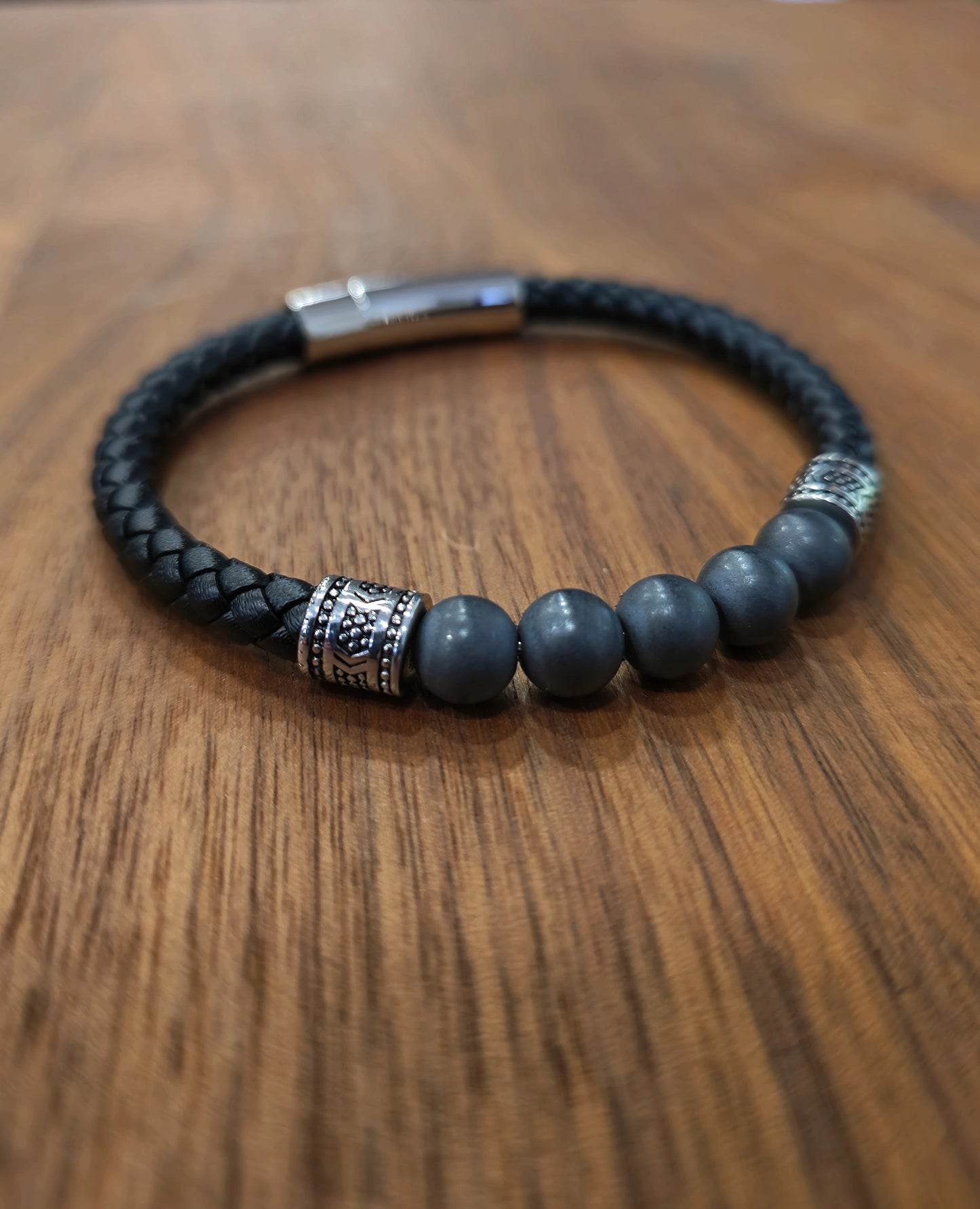 MagRelief - Leather Bracelet - Black MR014