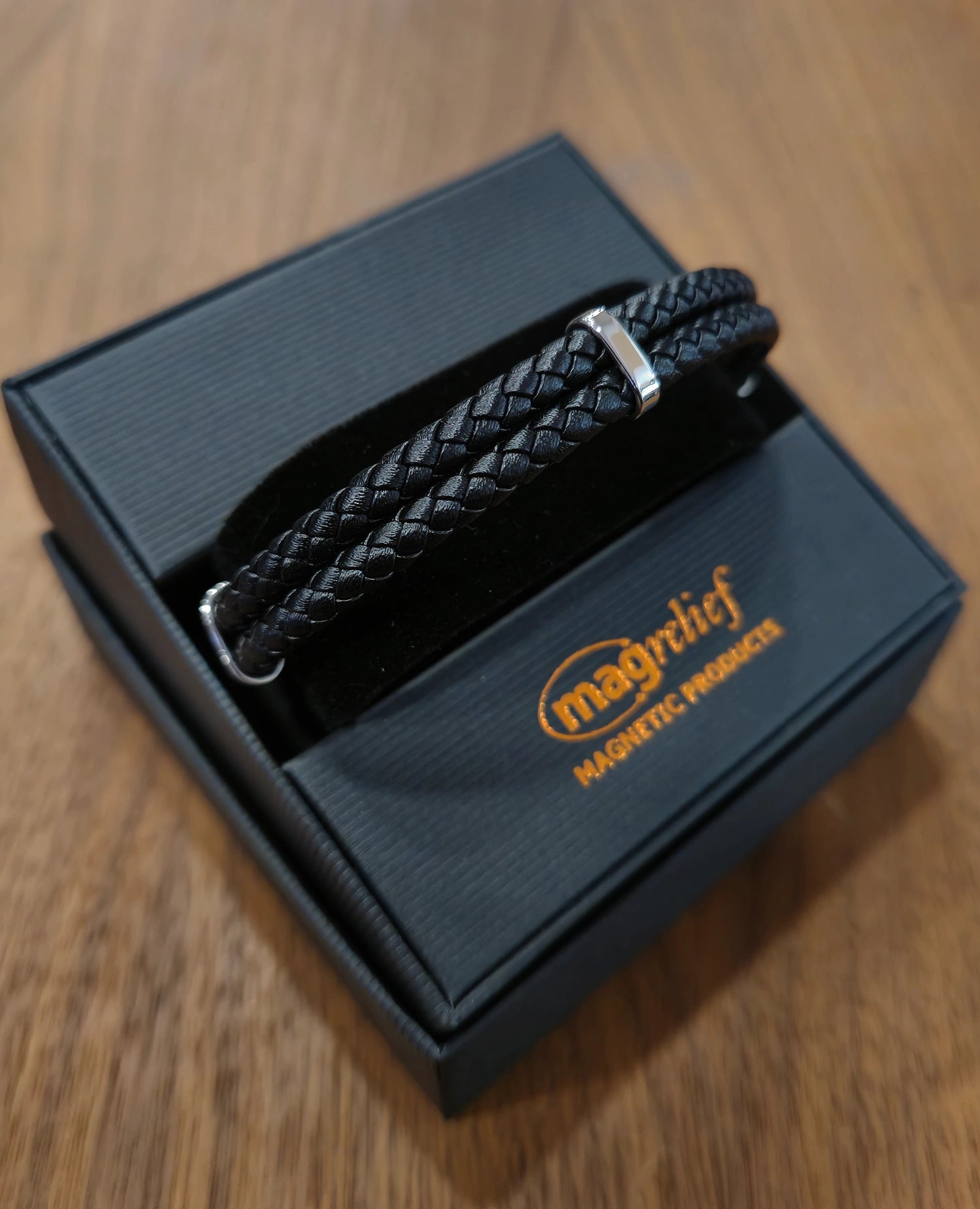 MagRelief - Leather Bracelet - Black MR018