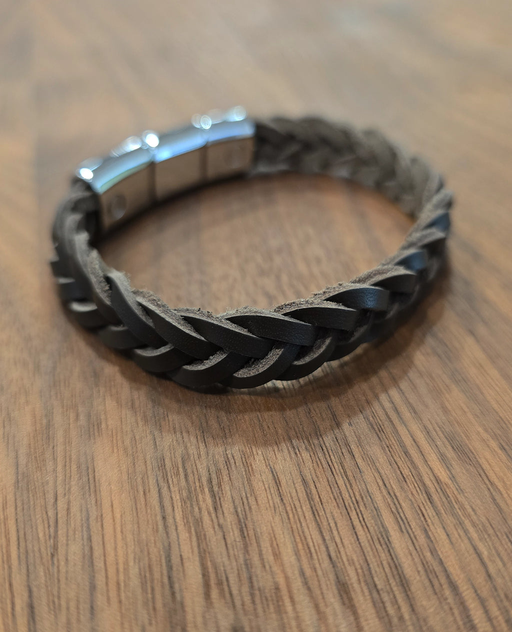 MagRelief - Leather Bracelet - Brown MR022