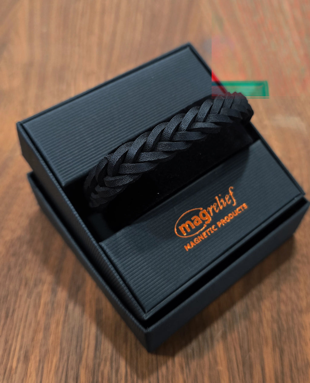 MagRelief - Leather Bracelet - Black MR023