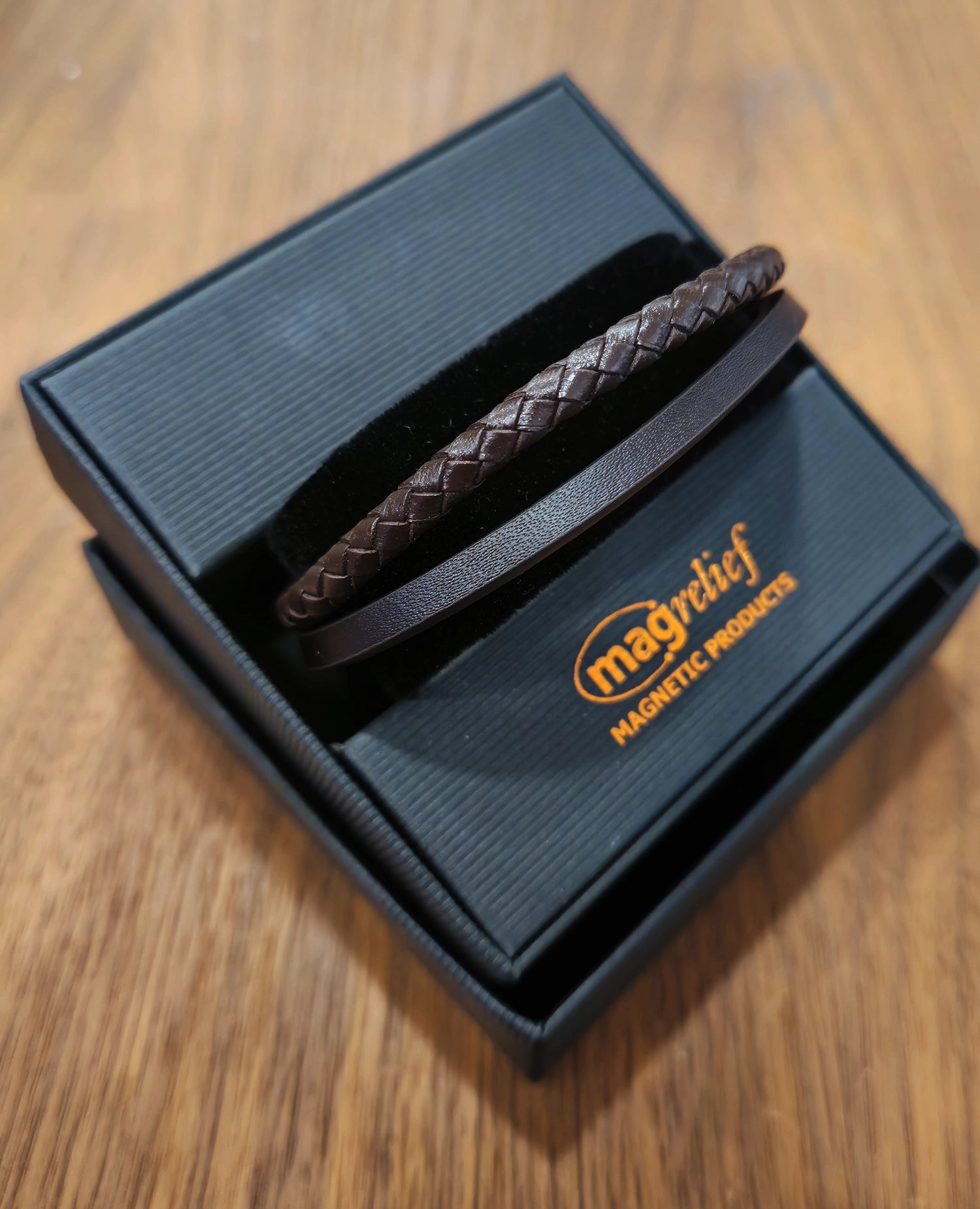MagRelief - Leather Bracelet - Brown MR024