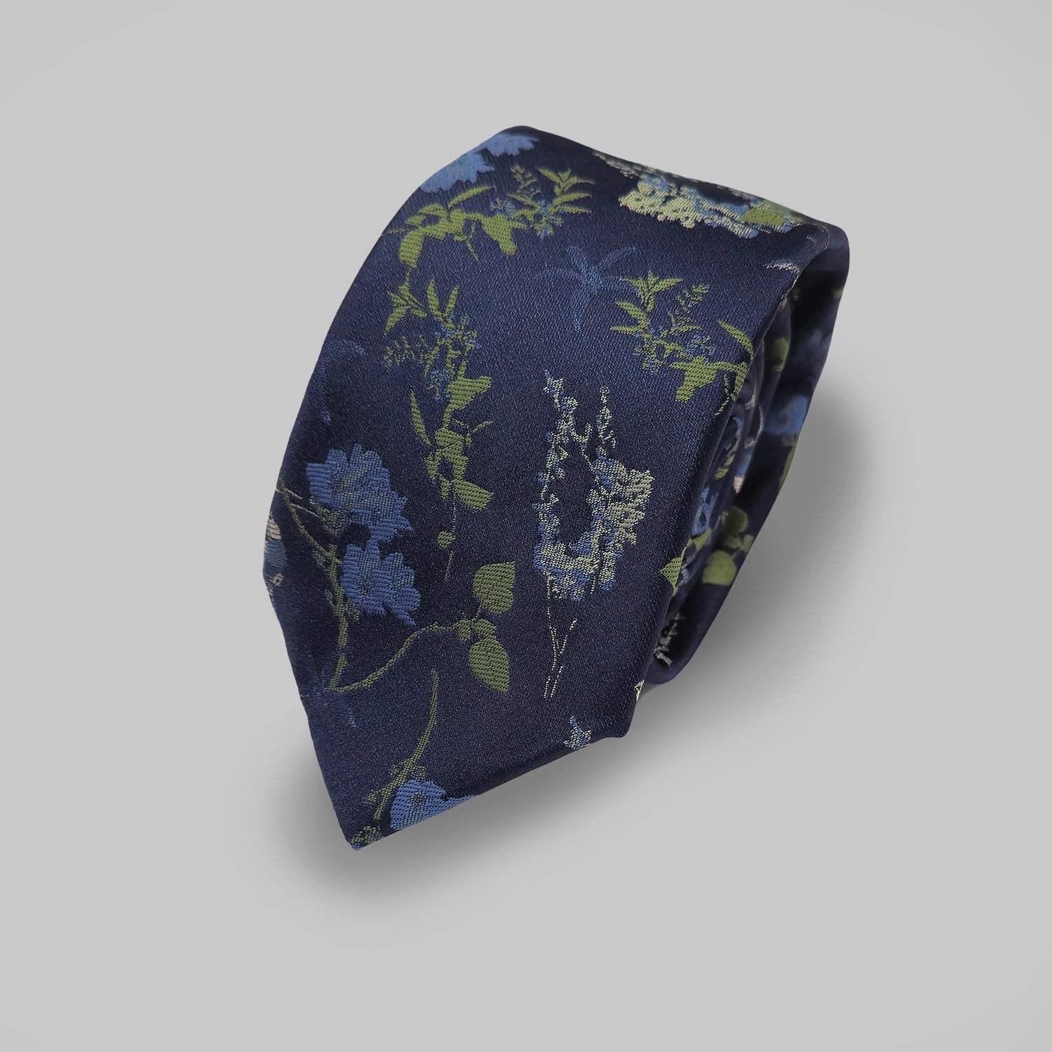 Oriental Floral Tie and Hankie - Navy