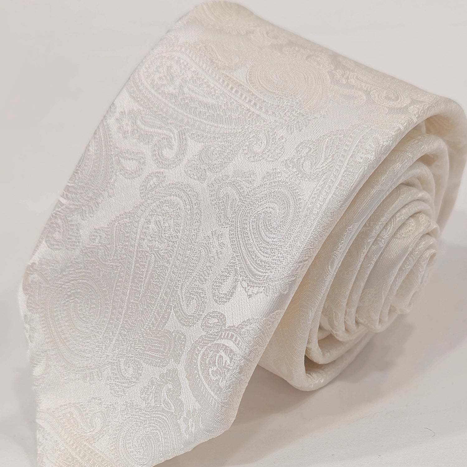 Paisley Print Tie and Hankie Set - Ivory