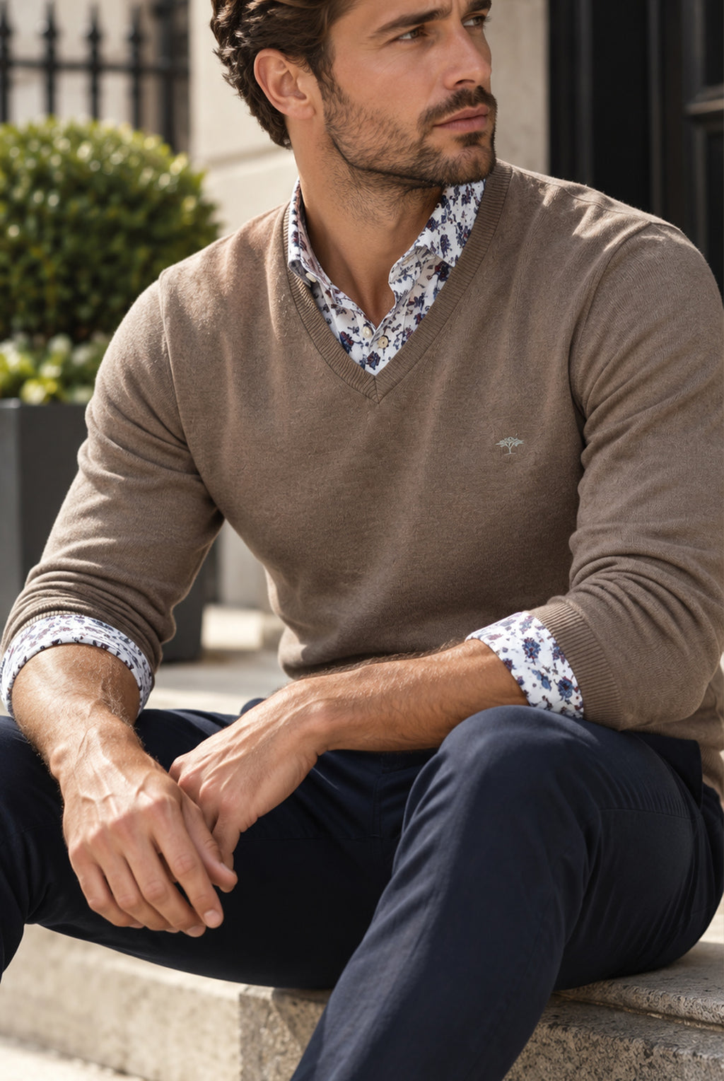 Fynch-Hatton Fine Knit V-Neck Cotton Jumper - Earth