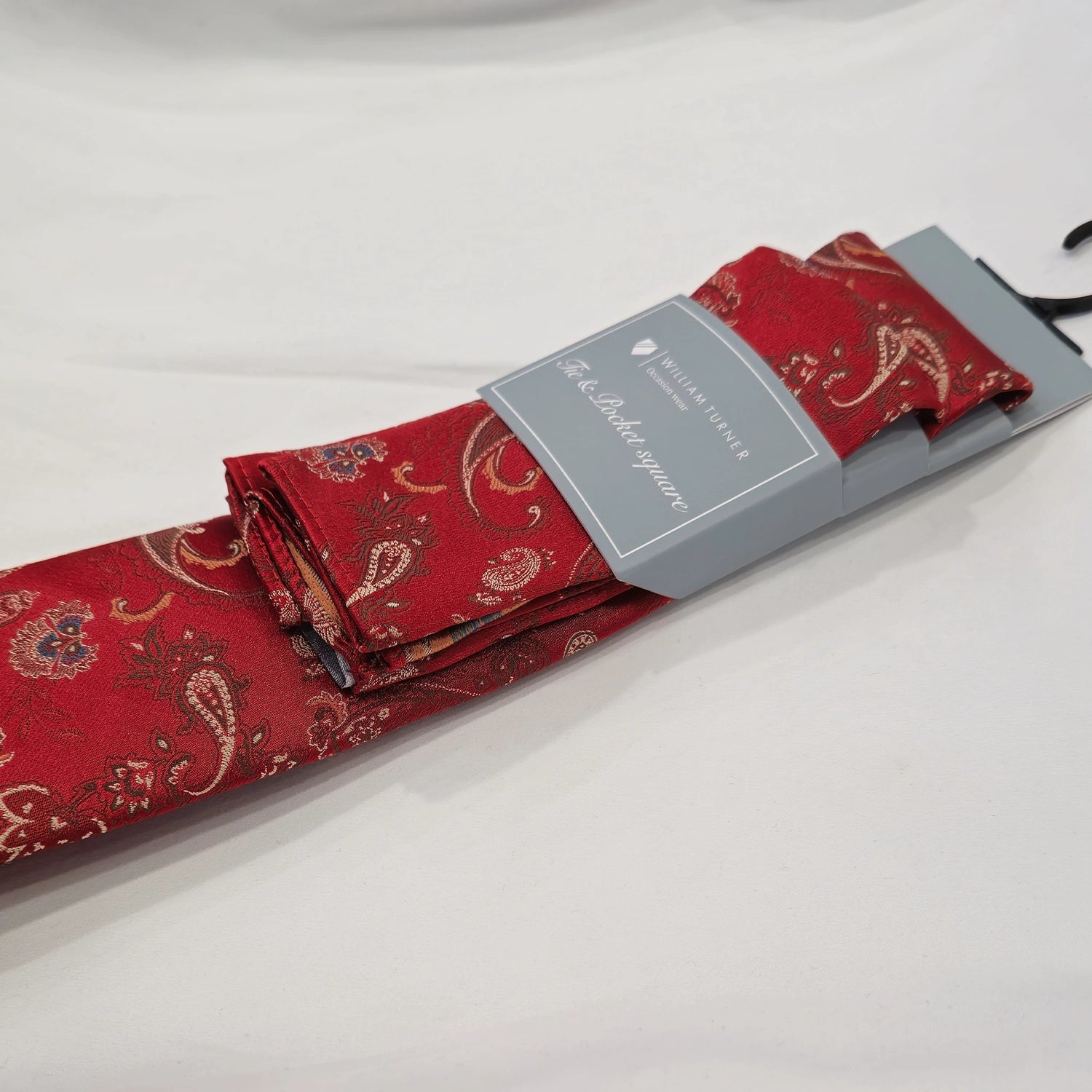 Strong Paisley Print Tie and Hankie - Red