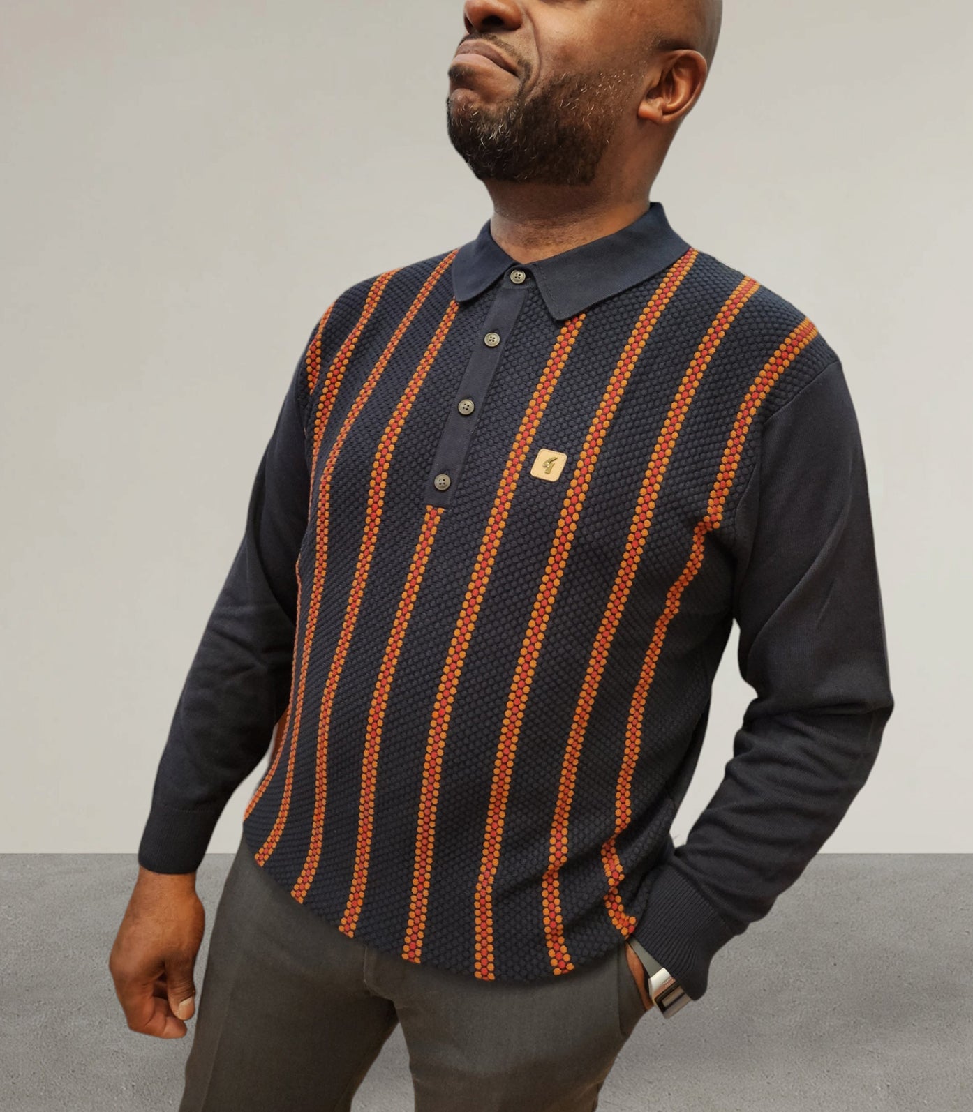 Gabicci Vintage - Long Sleeve Knitted Polo - Navy / Orange Dotted Stripe