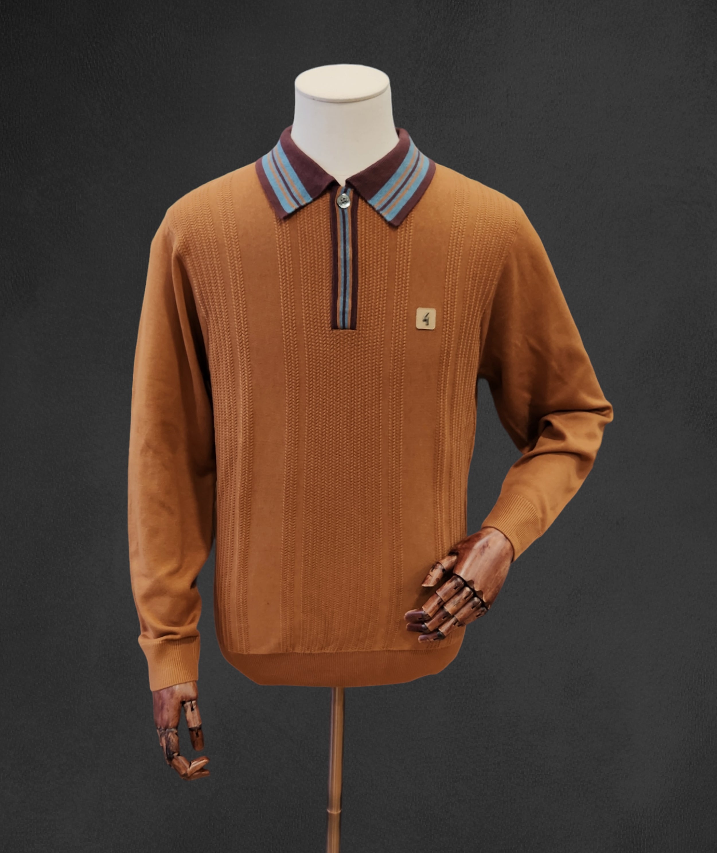 Gabicci Vintage - Long Sleeve Knitted Polo - Walnut