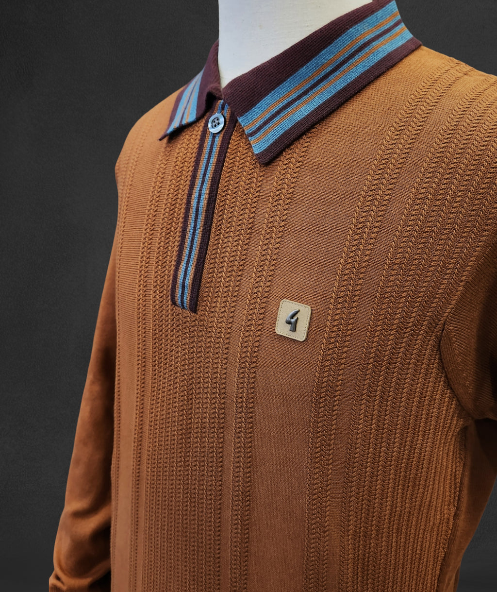 Gabicci Vintage - Long Sleeve Knitted Polo - Walnut