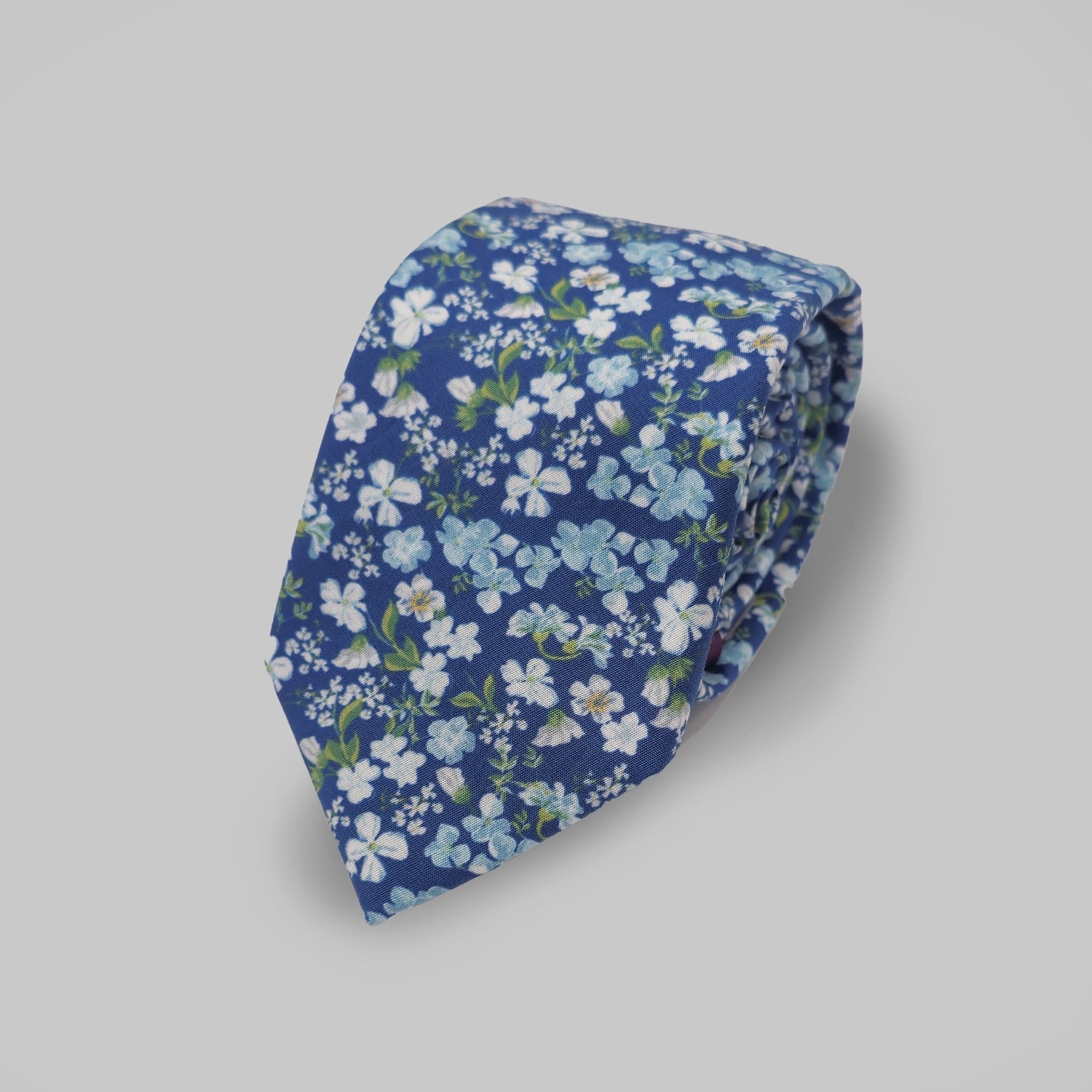 Wild Flower Tie and Hankie Set - Navy Sky
